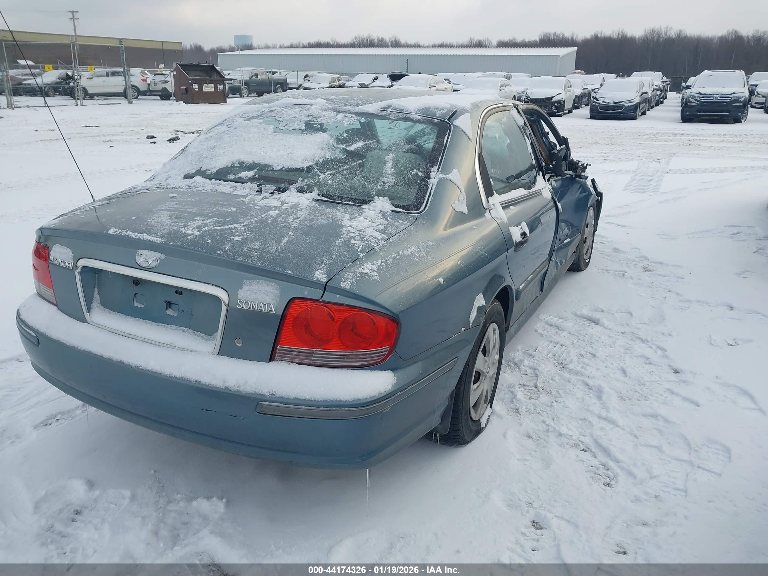 HYUNDAI SONATA image 4