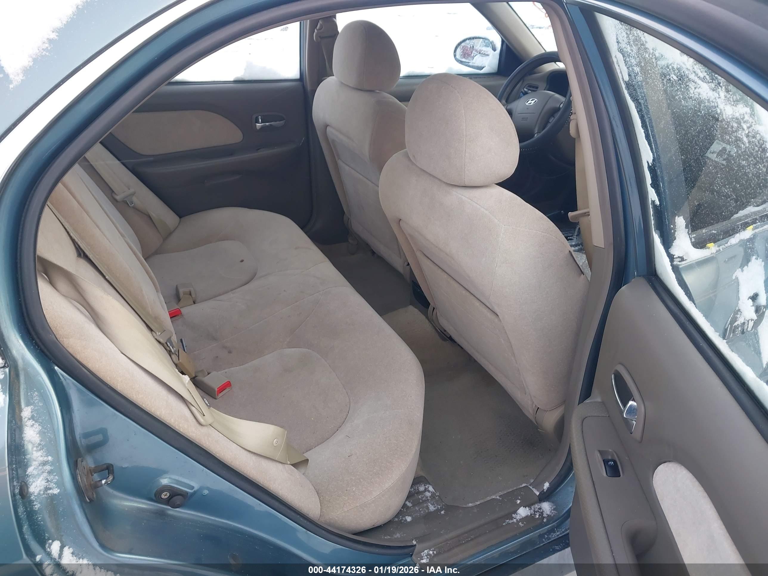 HYUNDAI SONATA image 8