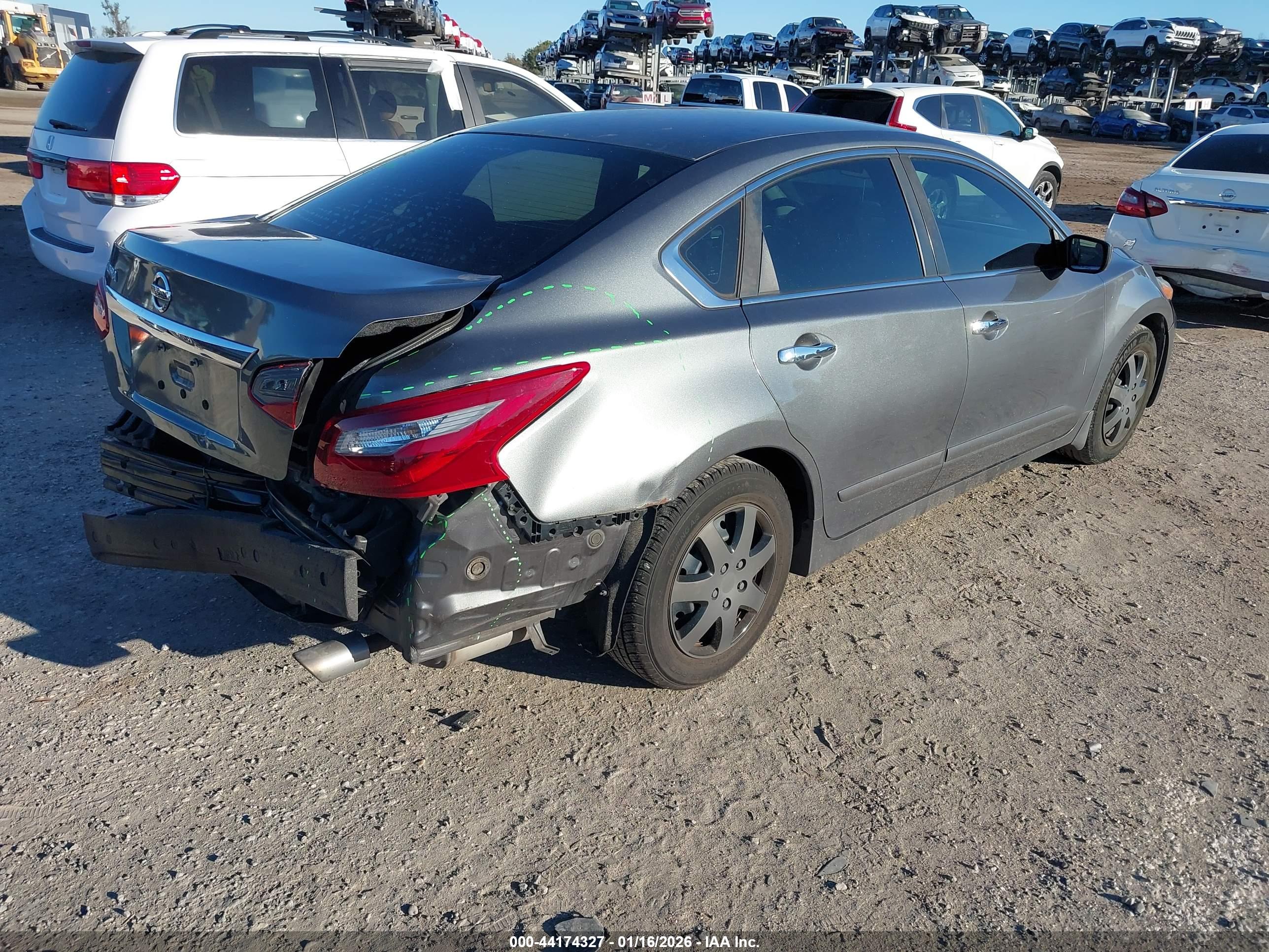 NISSAN ALTIMA image 4