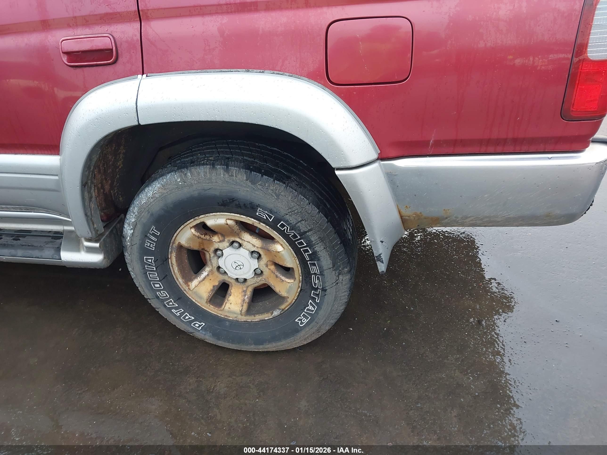 TOYOTA 4RUNNER image 6