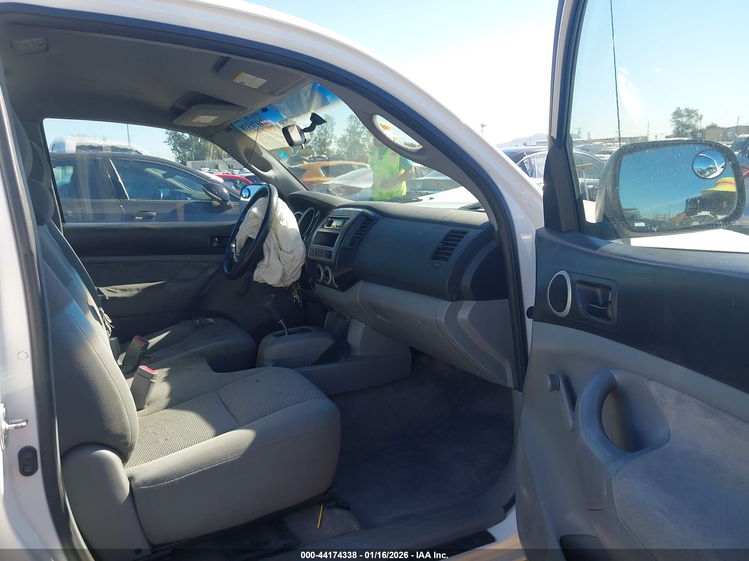 TOYOTA TACOMA image 5