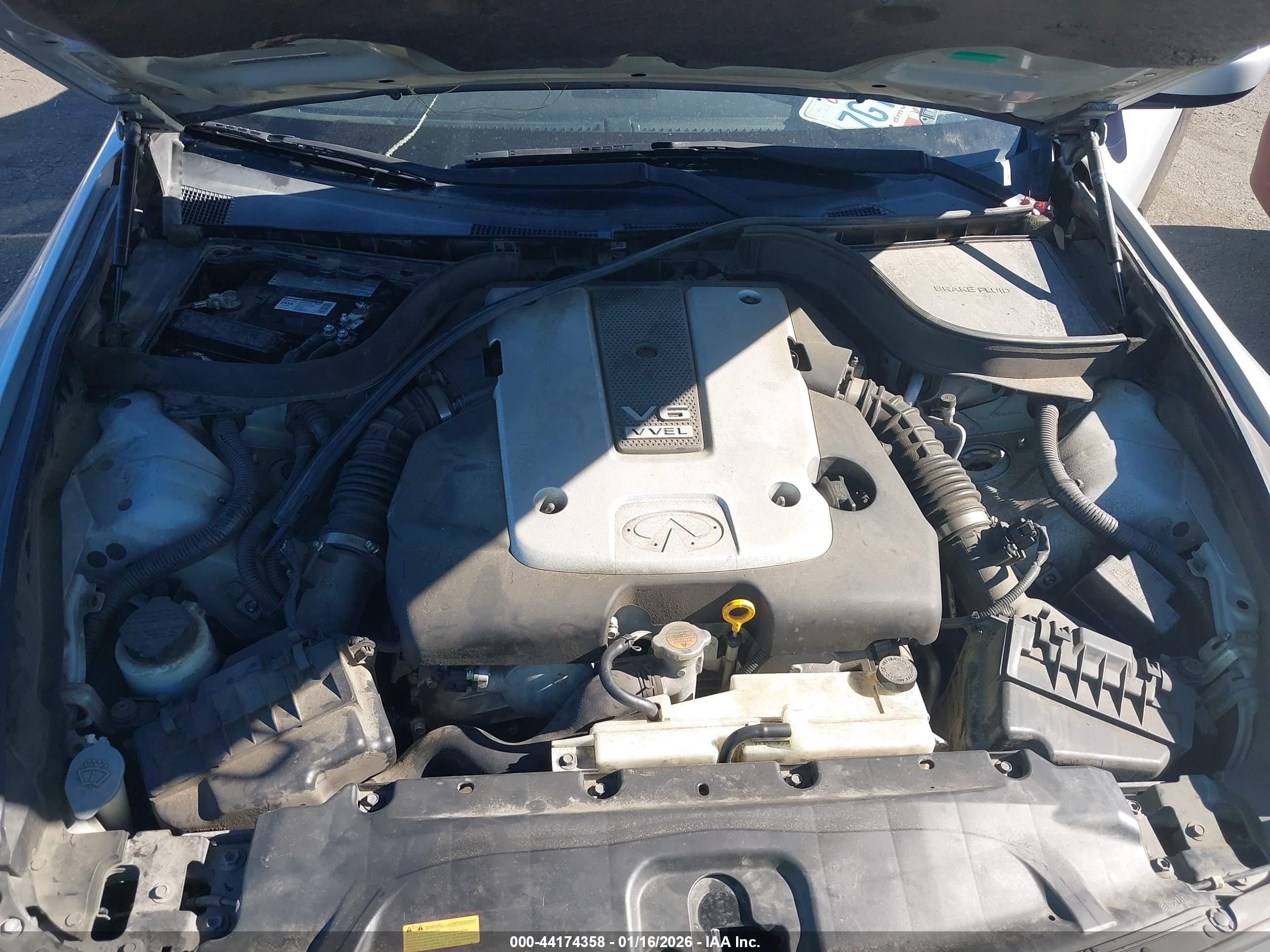 INFINITI G37 image 10