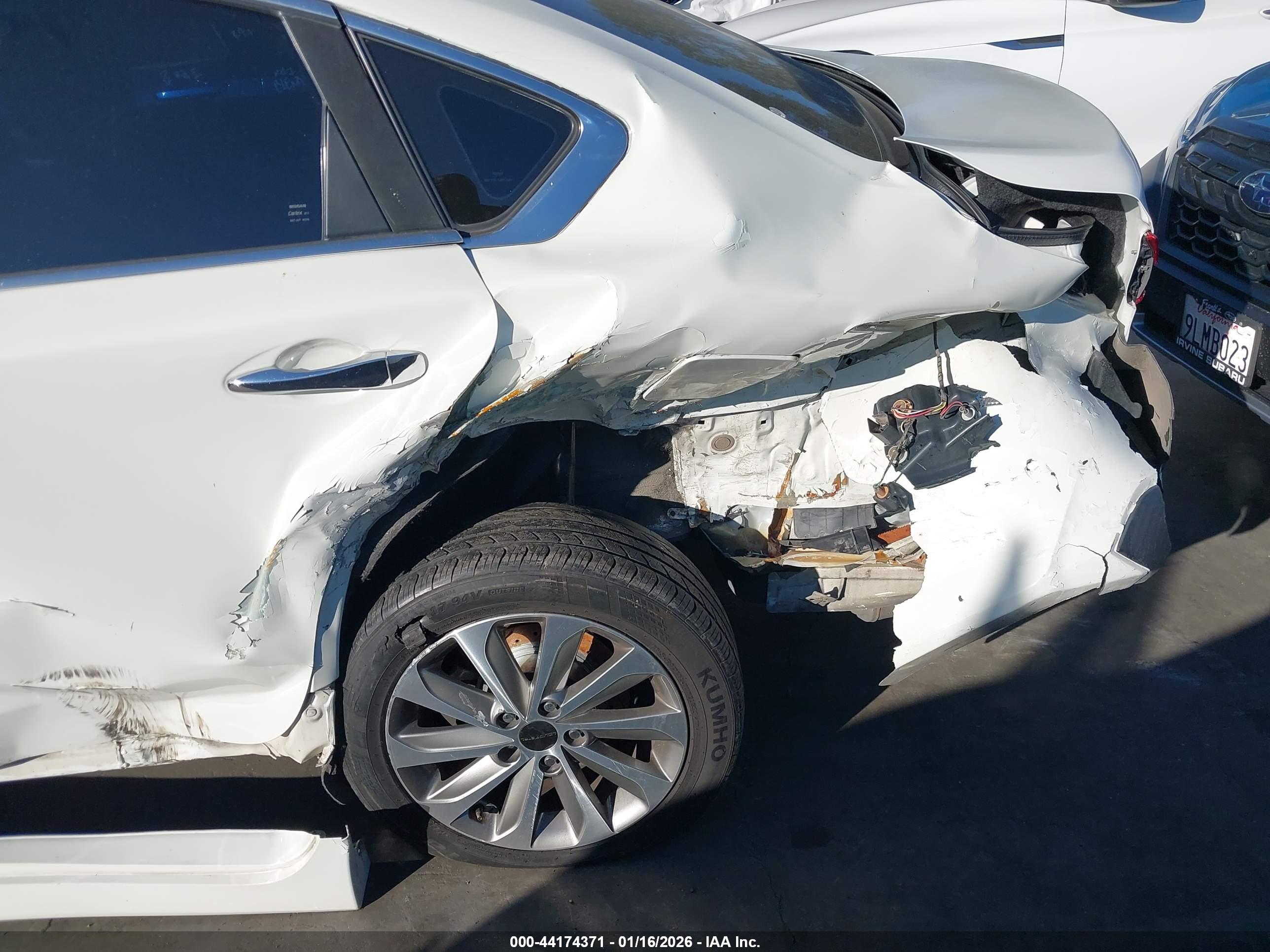 NISSAN ALTIMA image 6