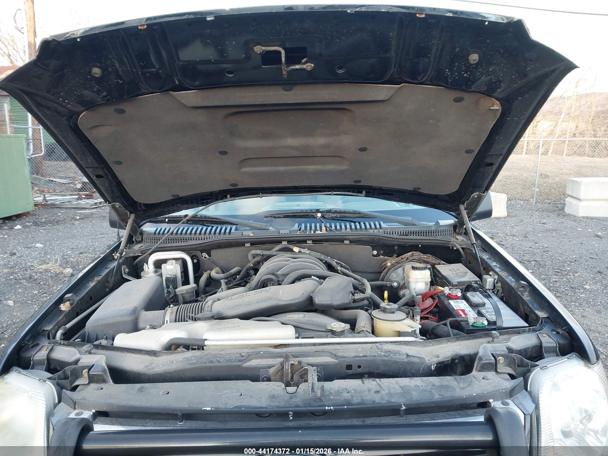 FORD EXPLORER image 10