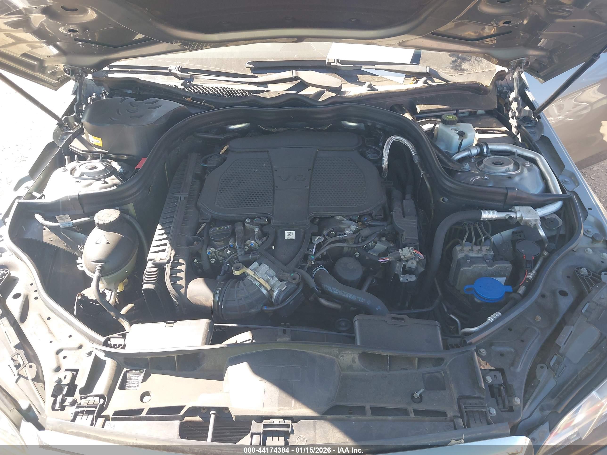 MERCEDES-BENZ E image 10