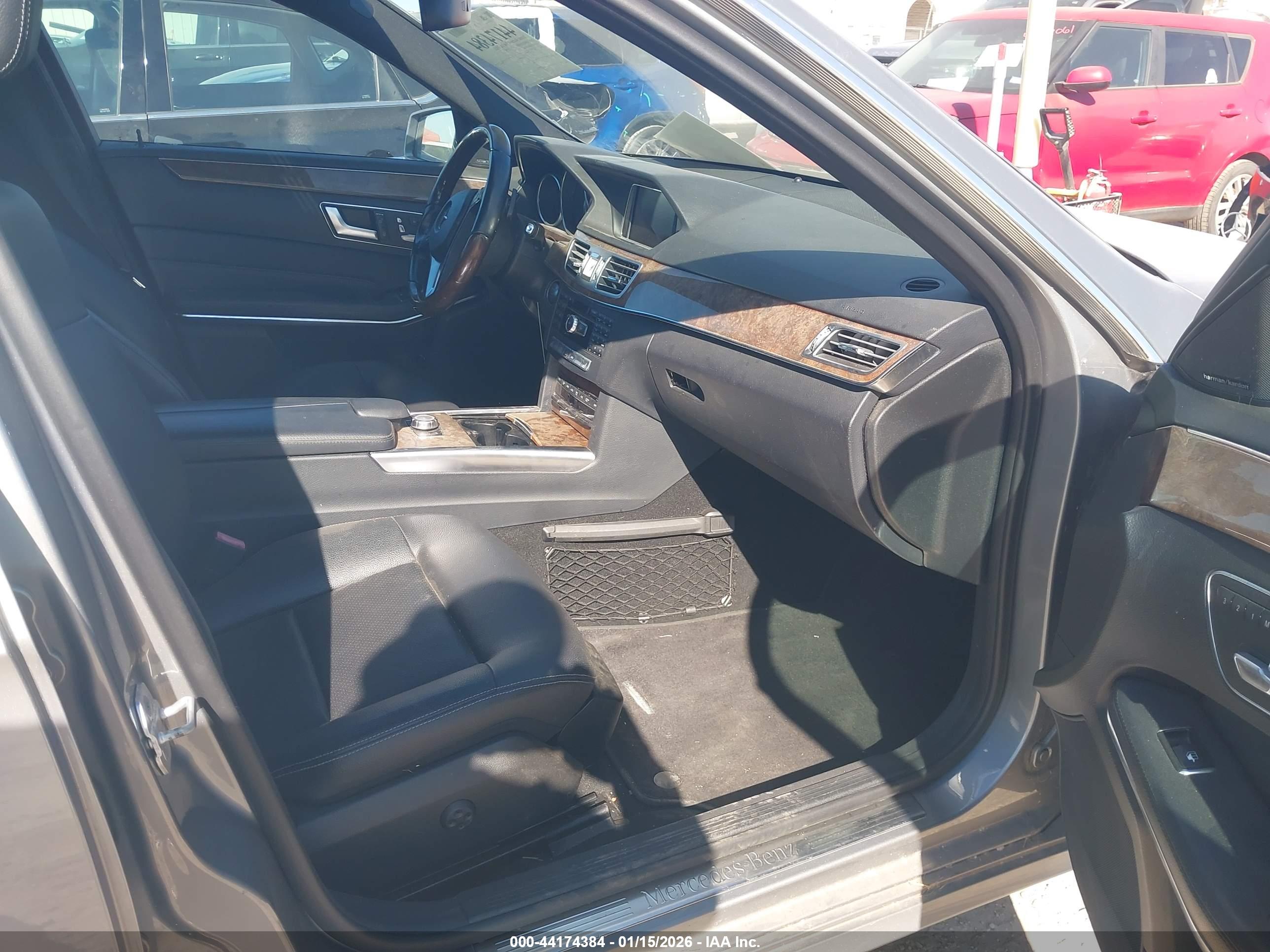 MERCEDES-BENZ E image 5