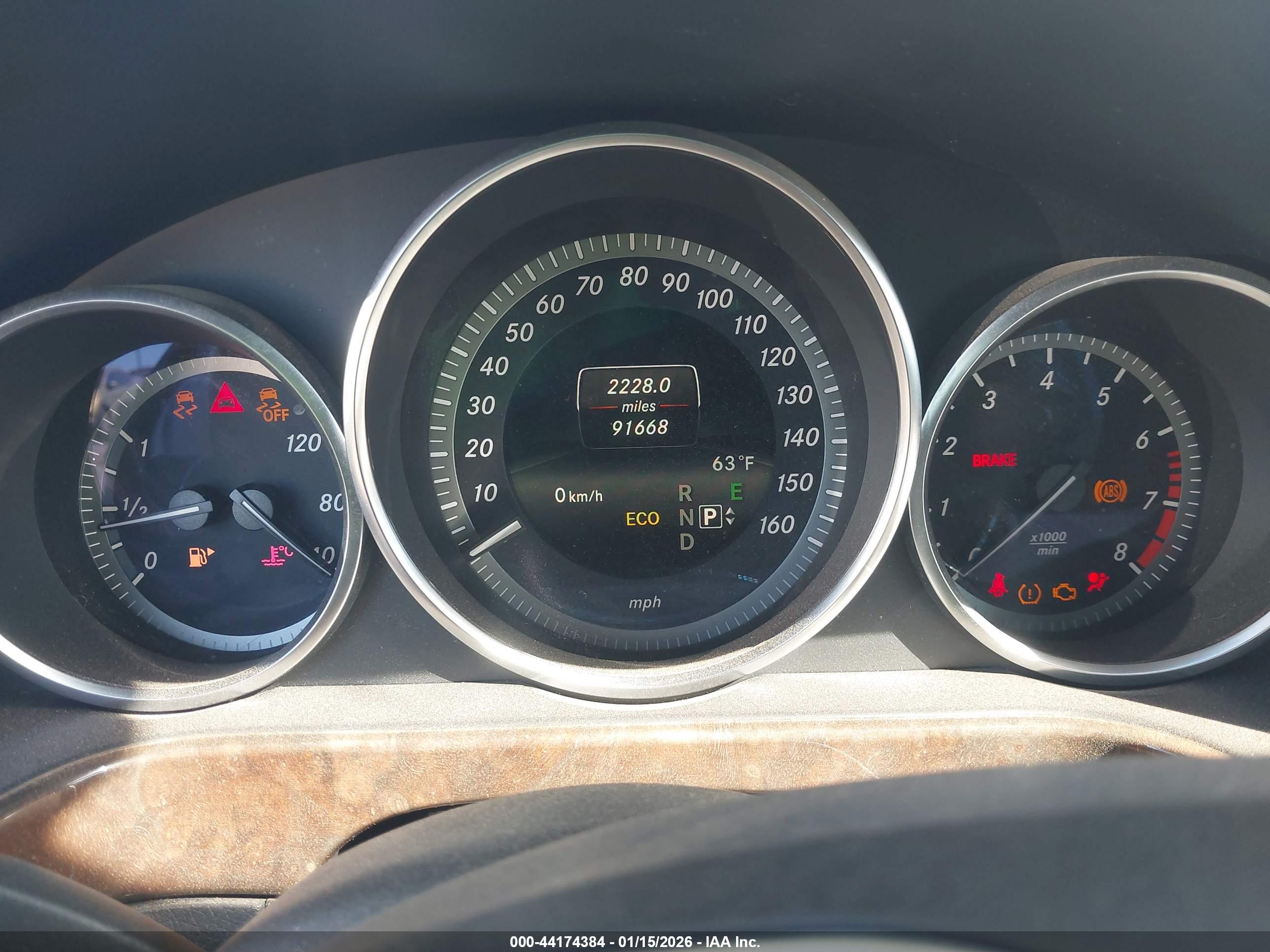 MERCEDES-BENZ E image 7