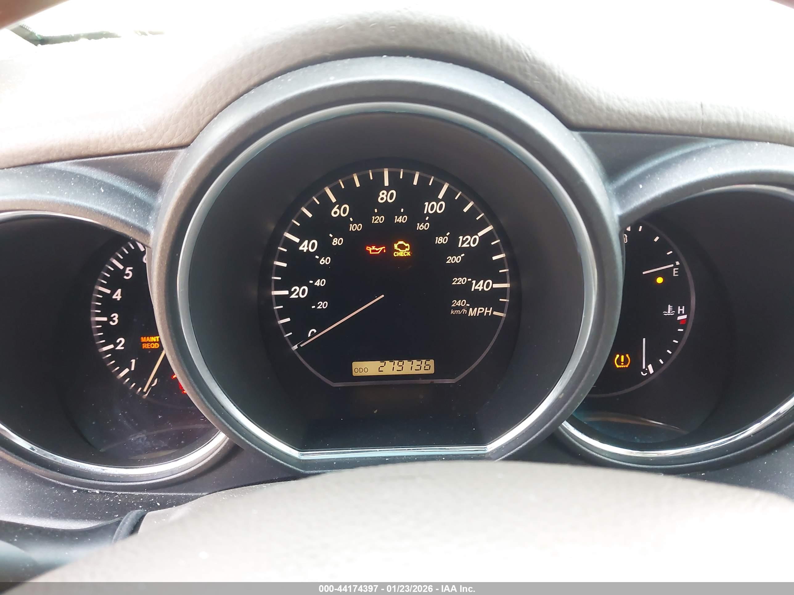 LEXUS RX image 7