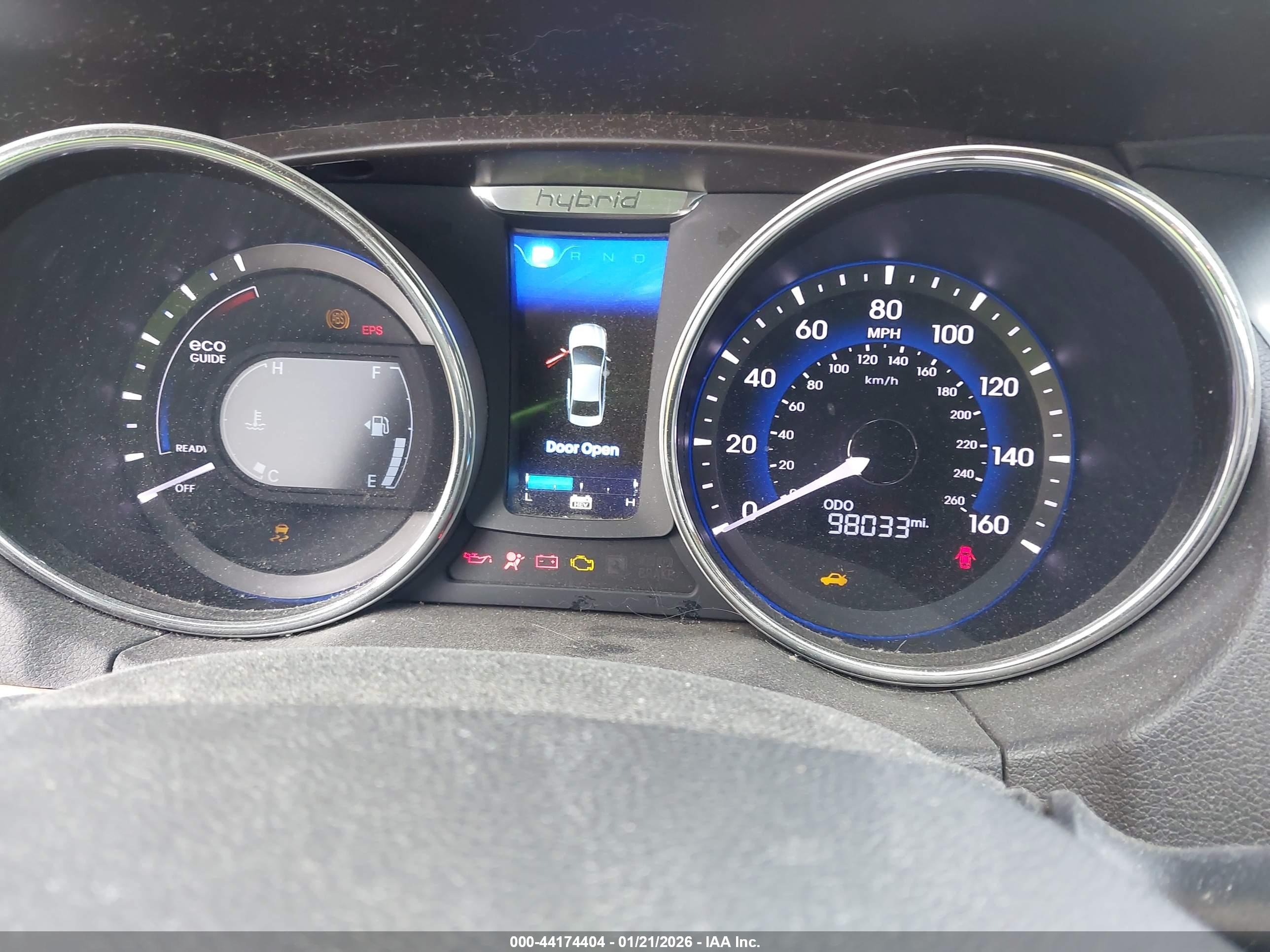 HYUNDAI SONATA image 7