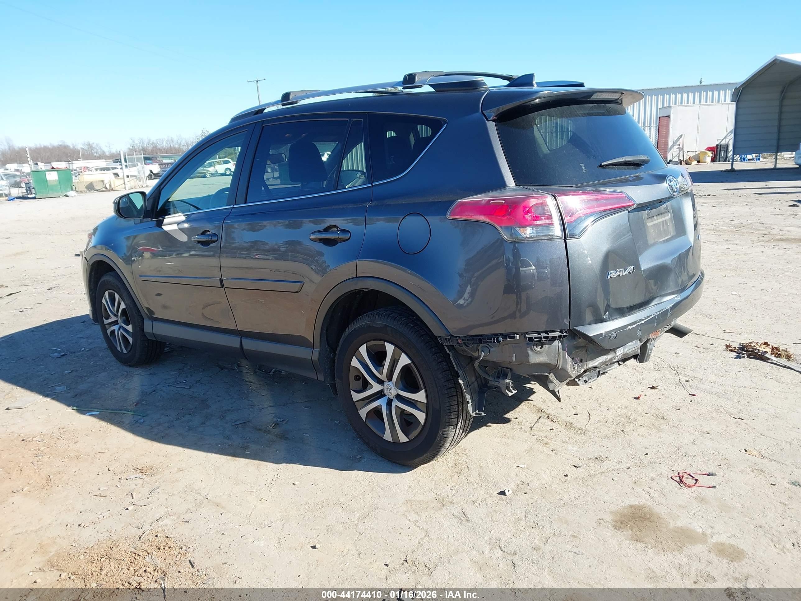 TOYOTA RAV4 image 3