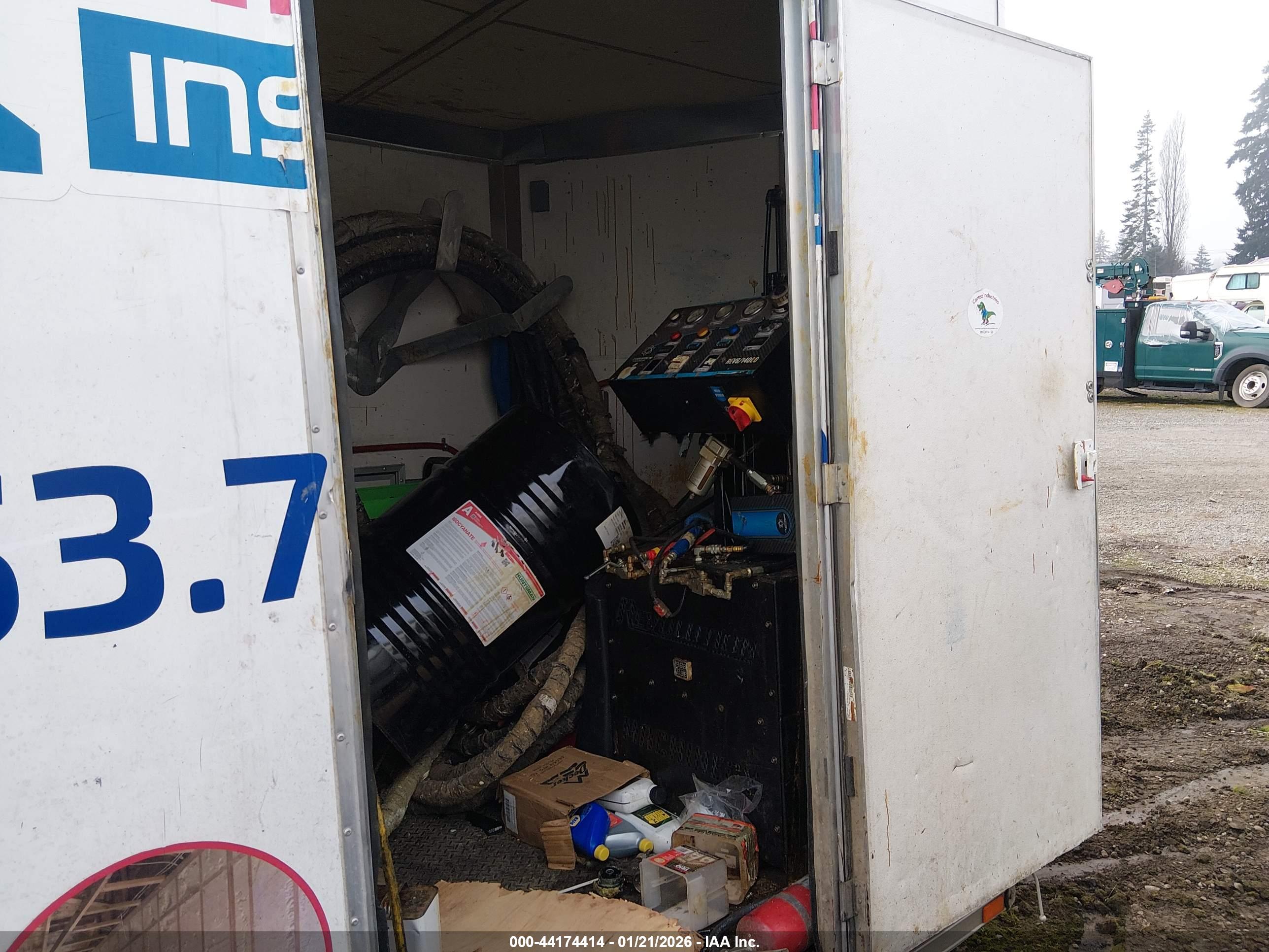 TRAILER CROSS image 5
