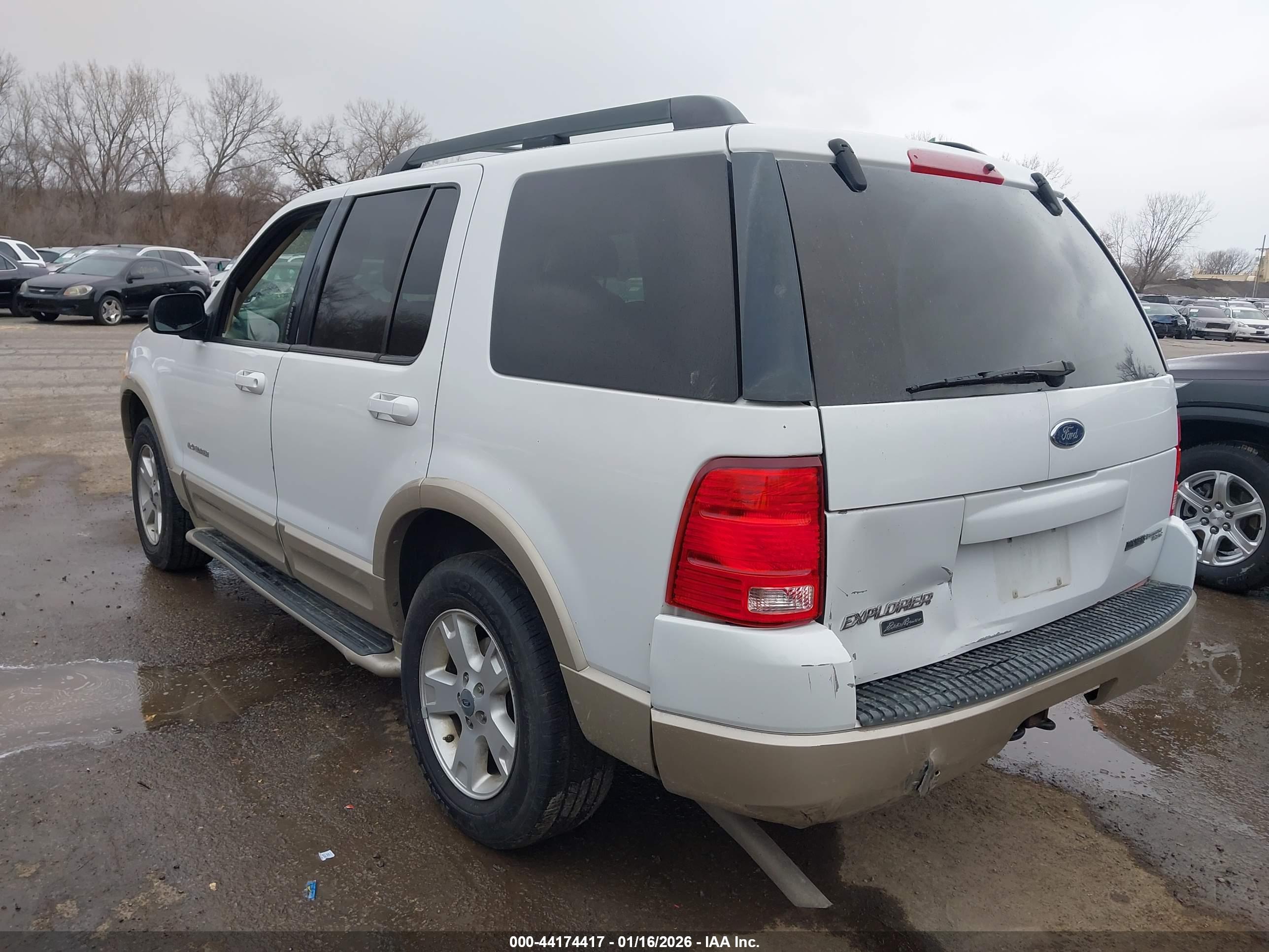 FORD EXPLORER image 3