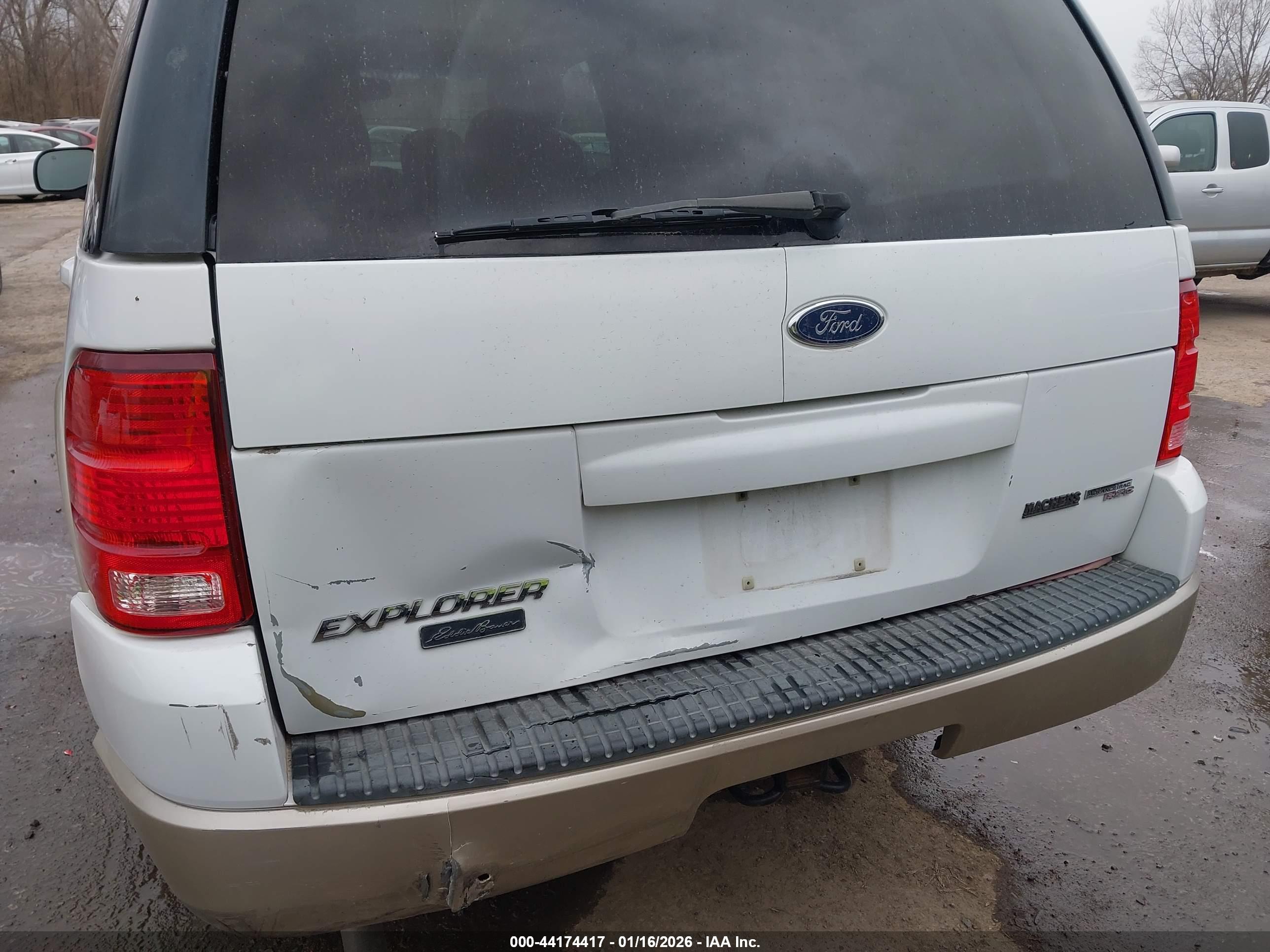 FORD EXPLORER image 6