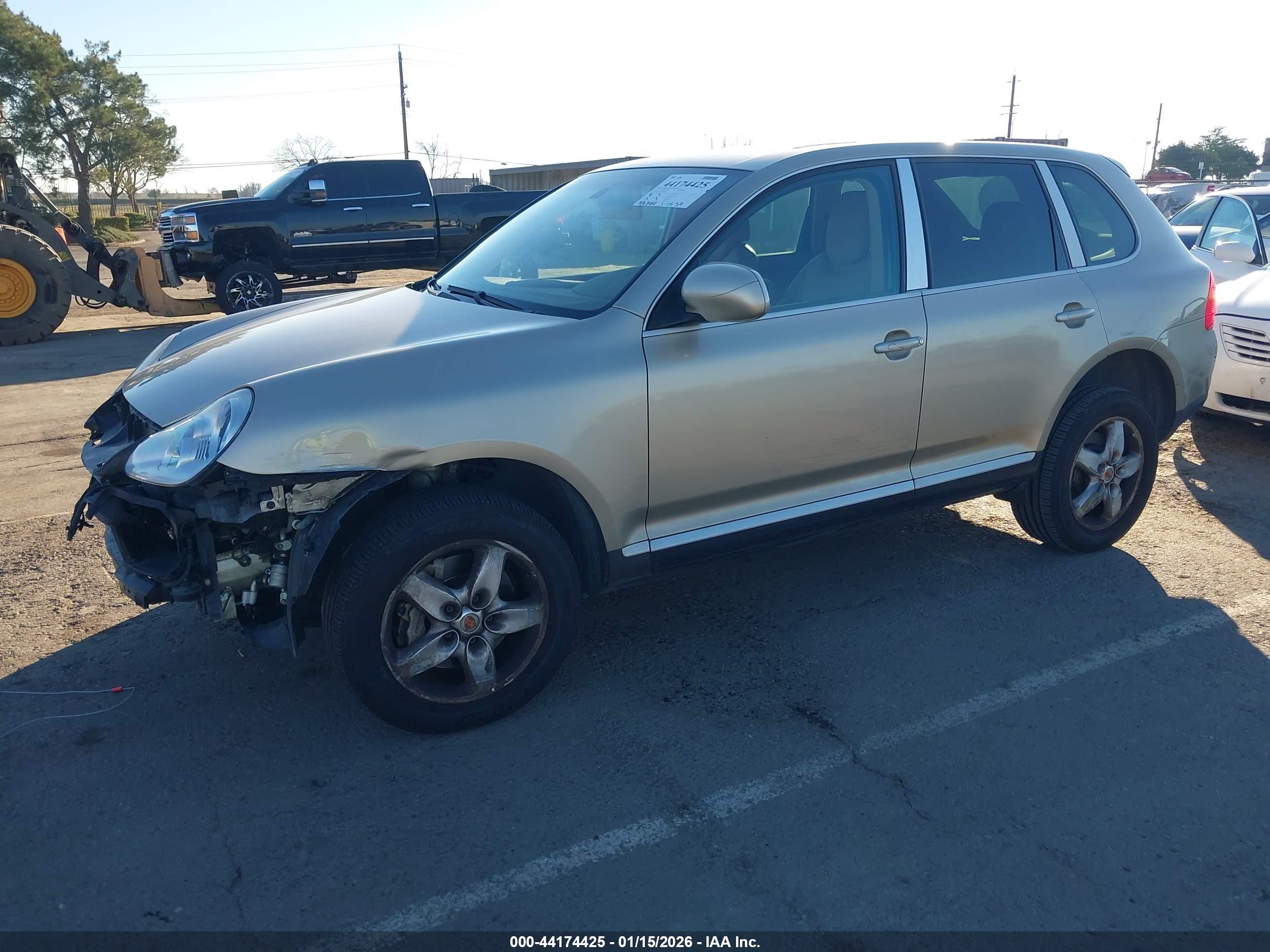 PORSCHE CAYENNE image 2
