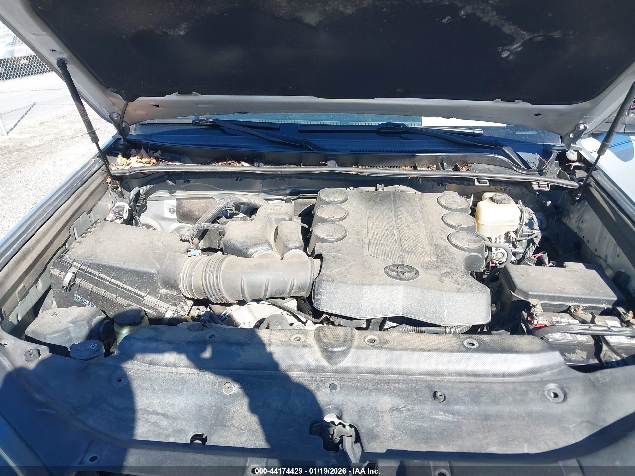 TOYOTA 4RUNNER image 10