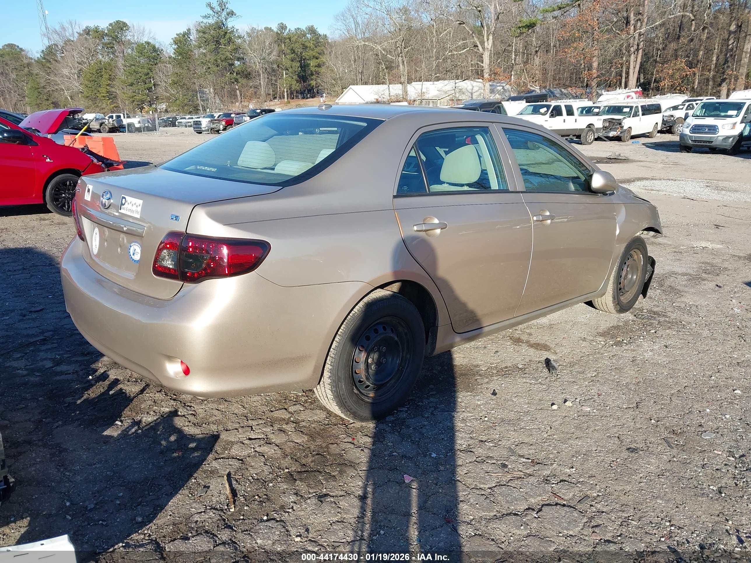 TOYOTA COROLLA image 4