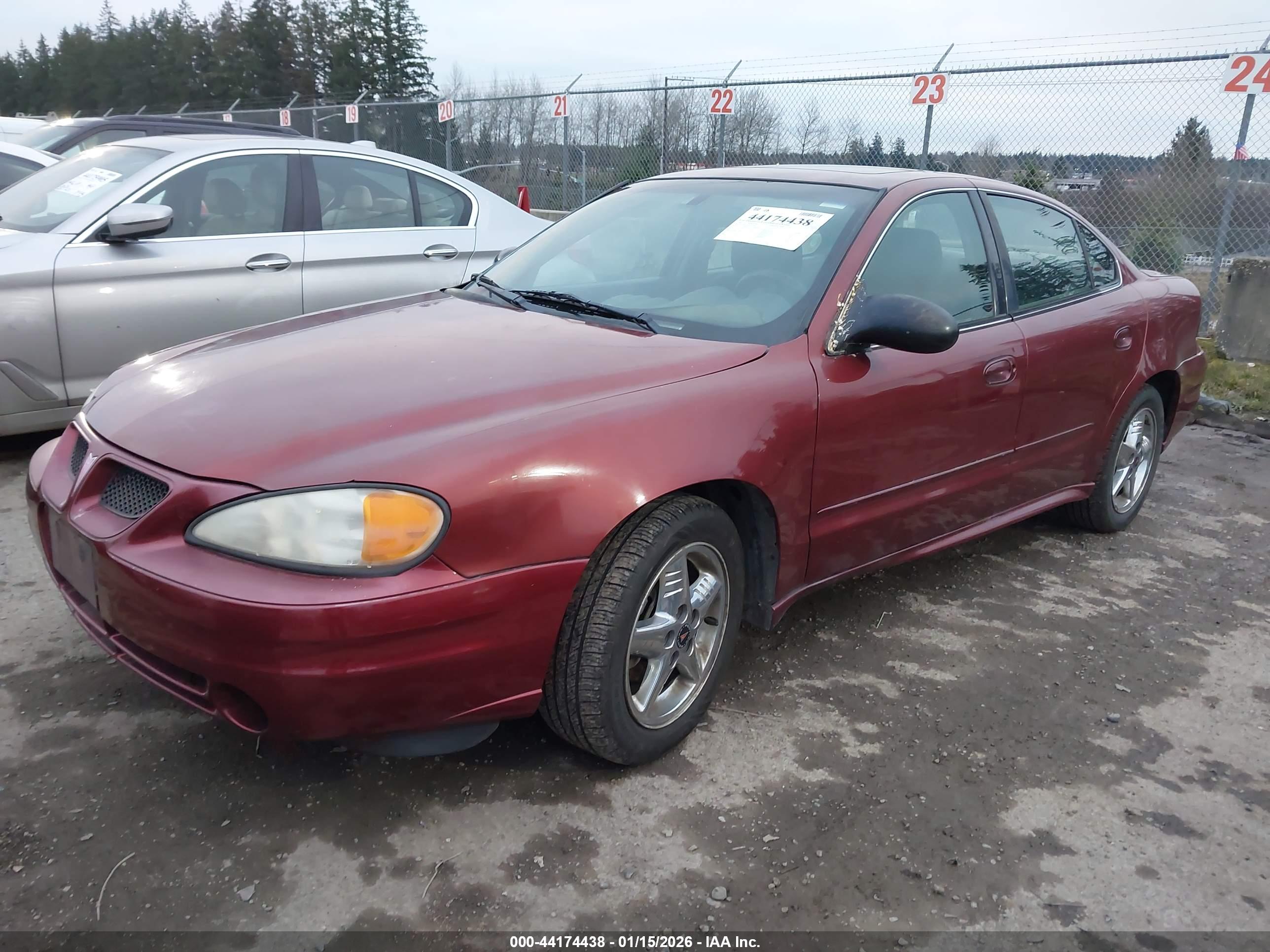 PONTIAC GRAND image 2