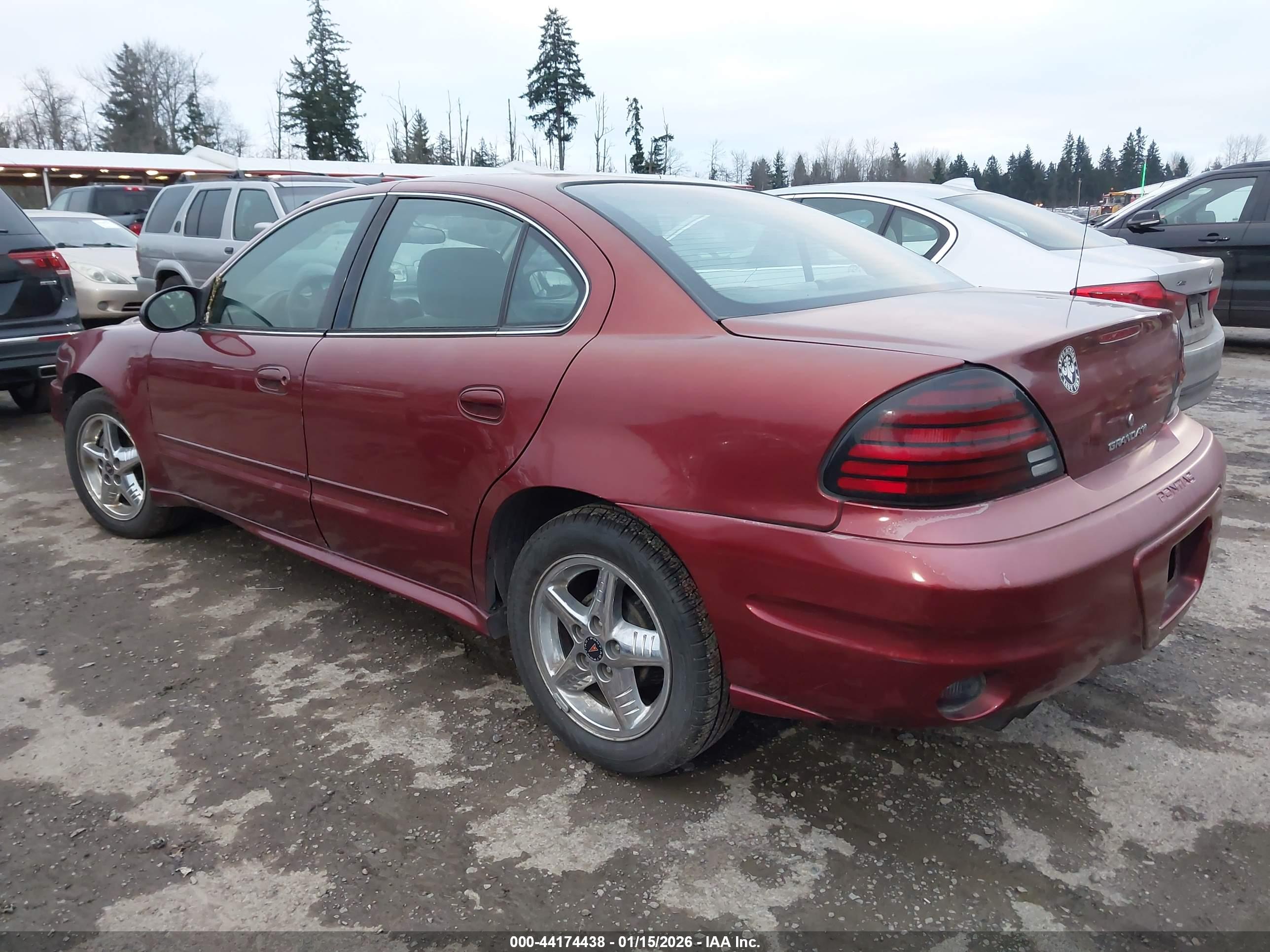 PONTIAC GRAND image 3