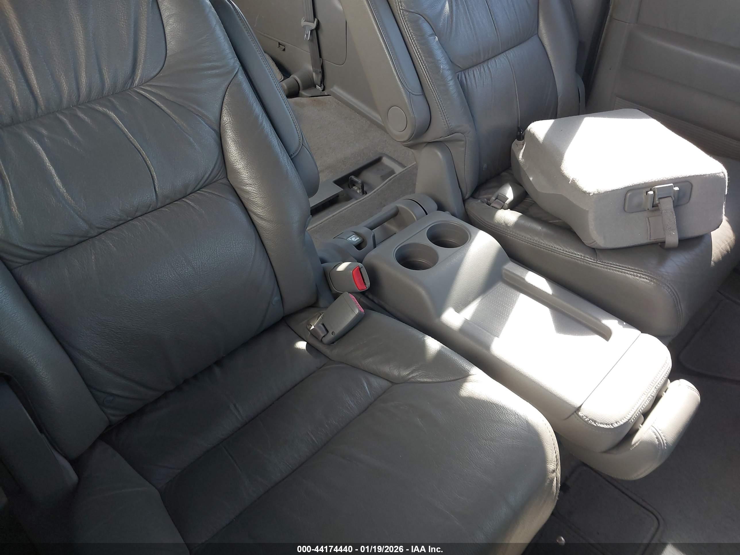 HONDA ODYSSEY image 8