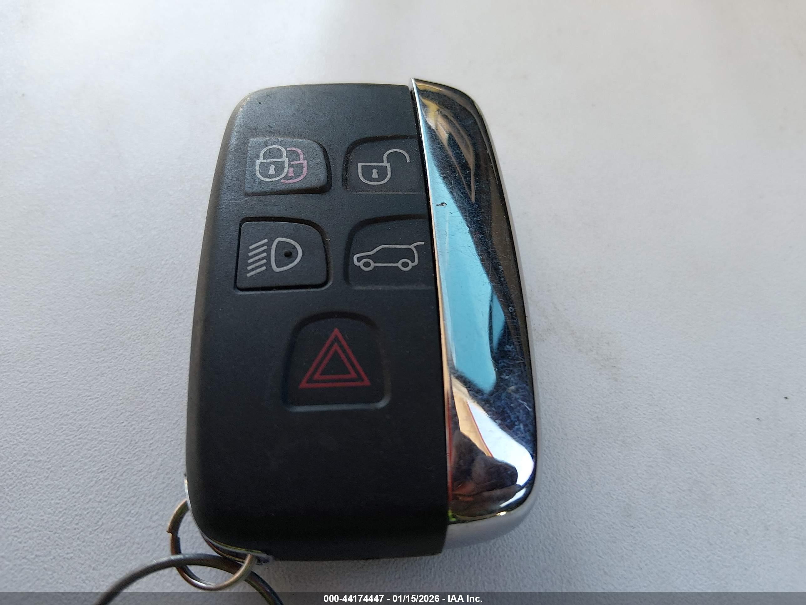 LAND ROVER image 11