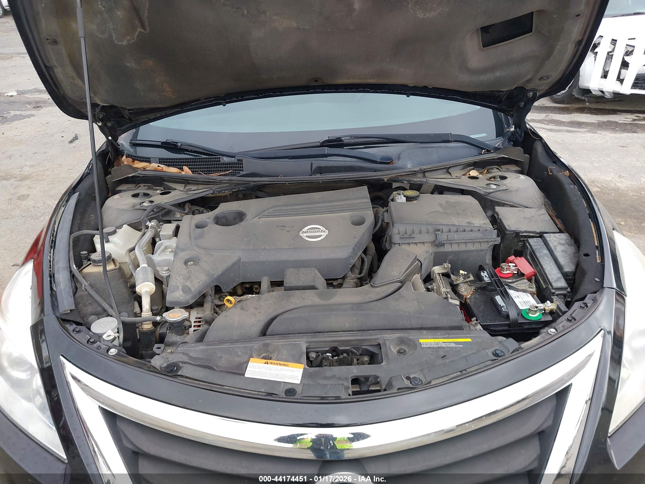 NISSAN ALTIMA image 10
