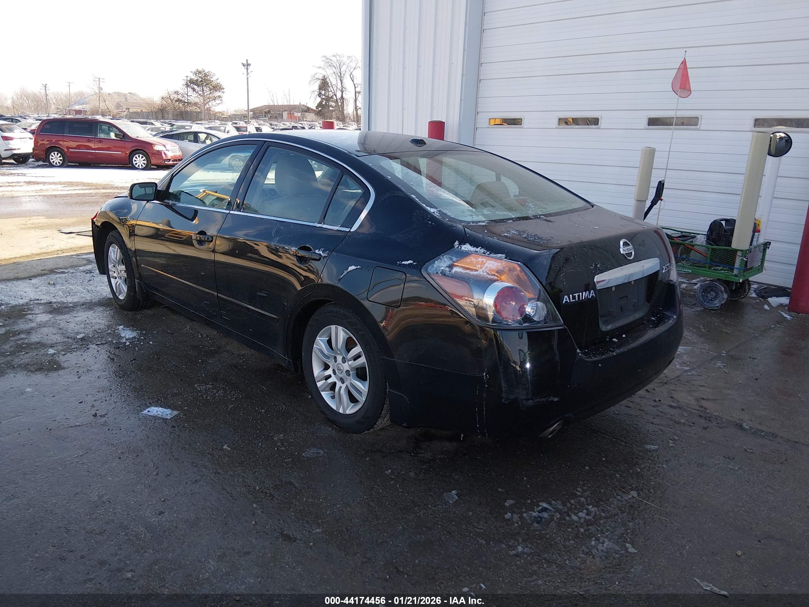NISSAN ALTIMA image 3