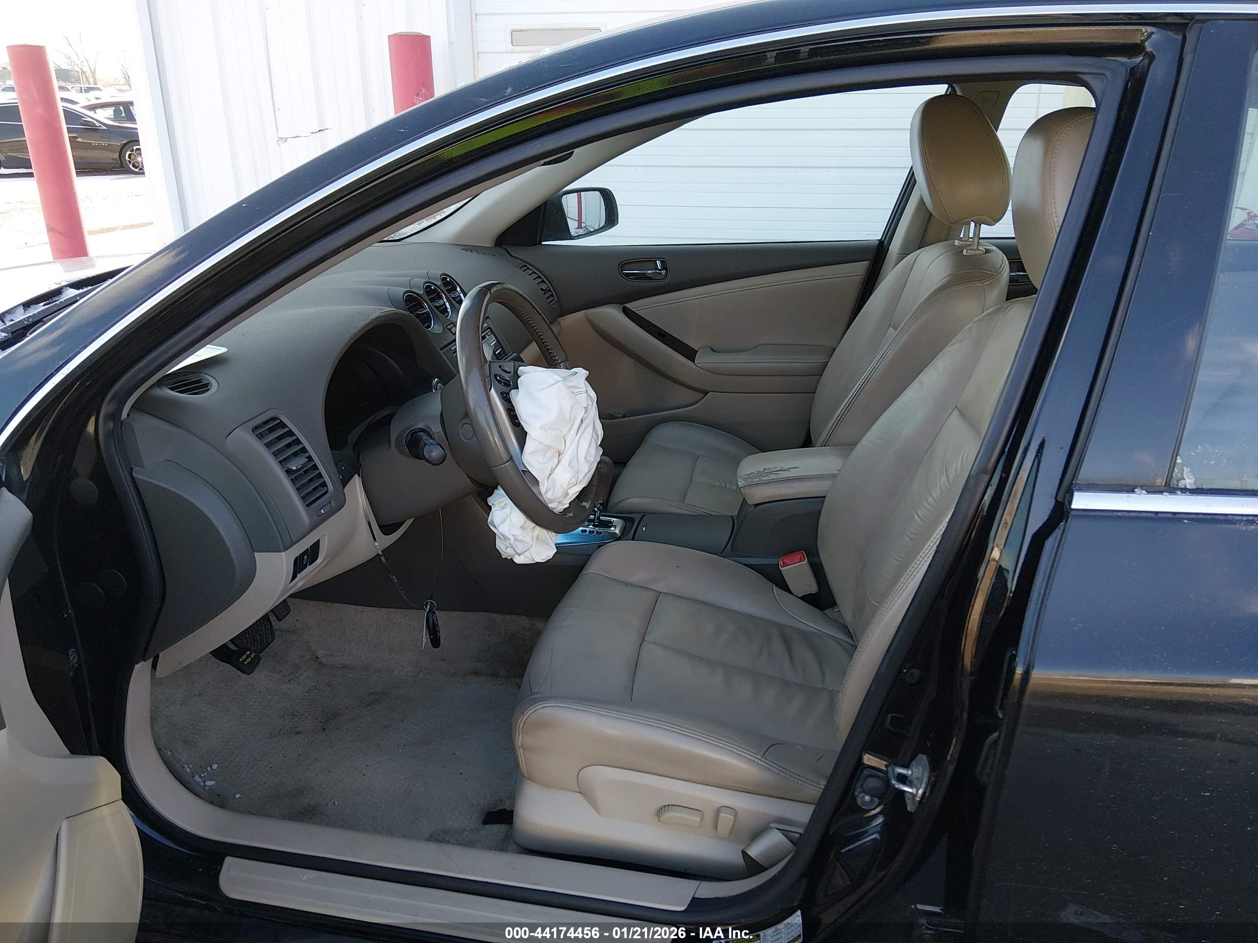 NISSAN ALTIMA image 5
