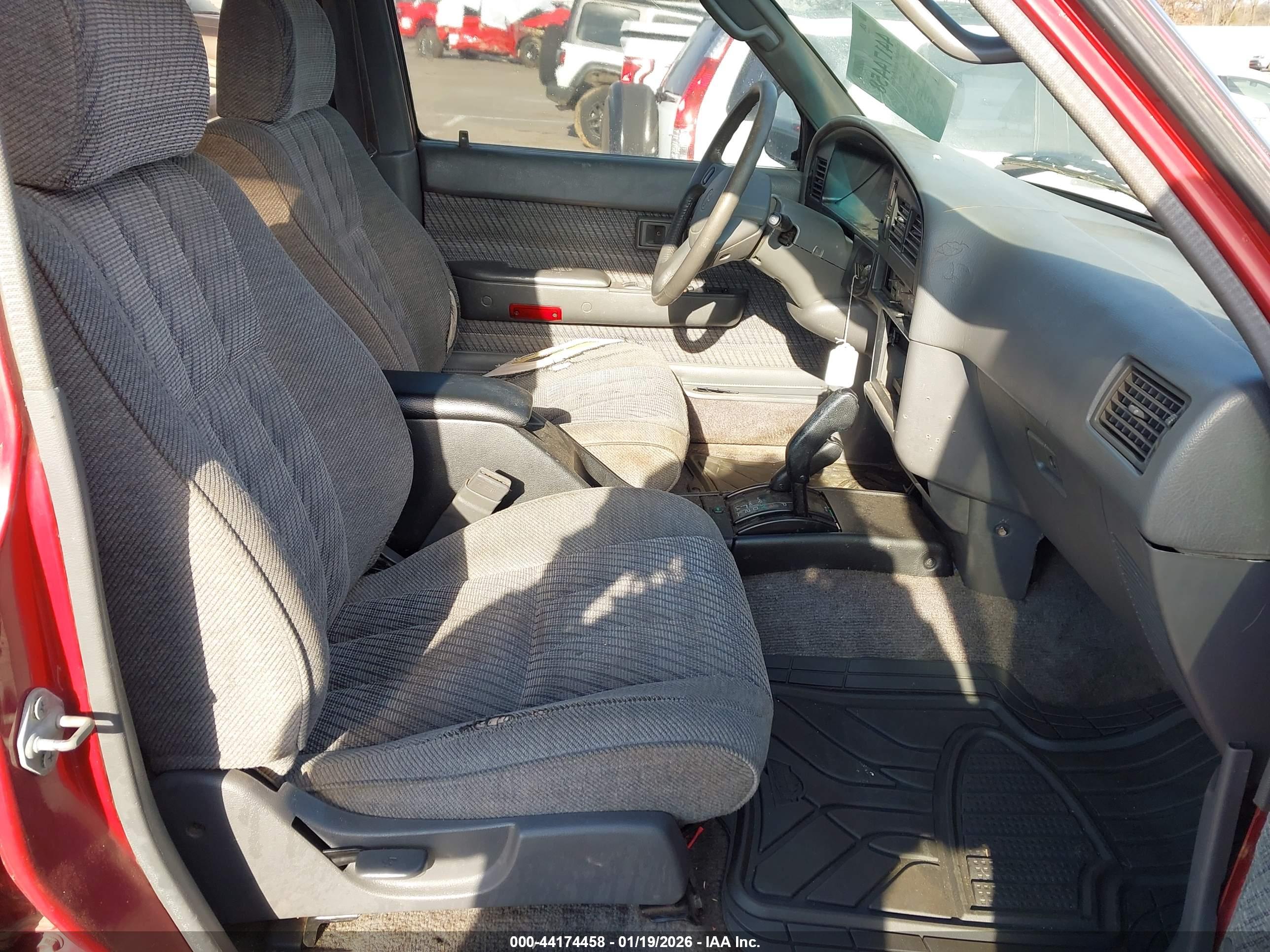 TOYOTA 4RUNNER image 5
