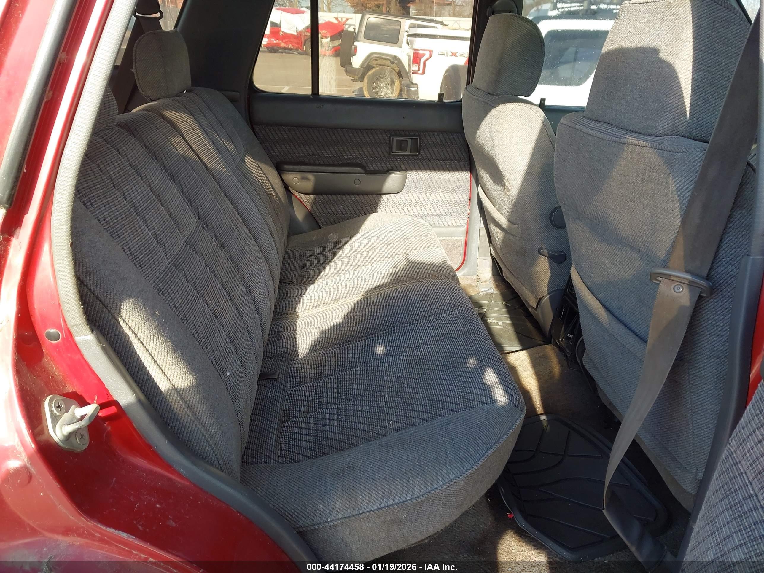 TOYOTA 4RUNNER image 8