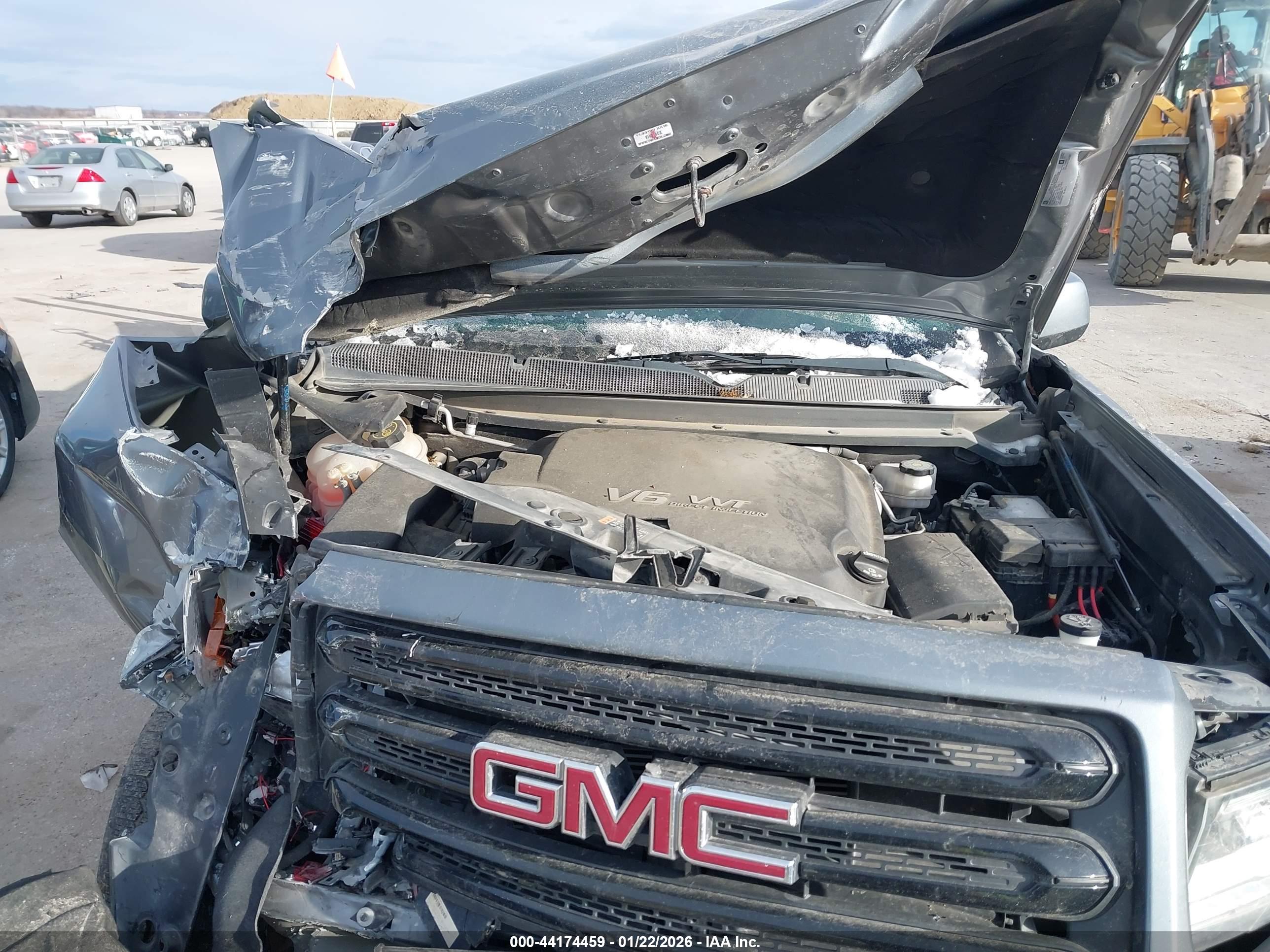 GMC CANYON image 10