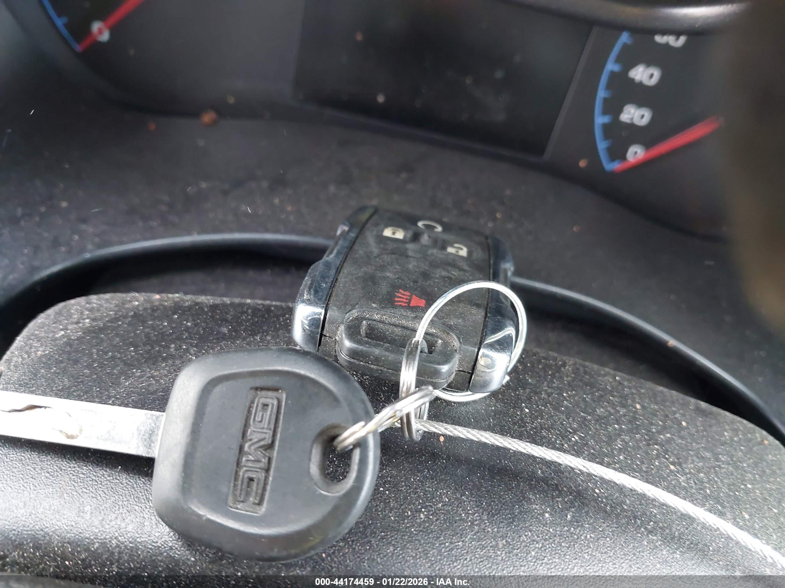 GMC CANYON image 11