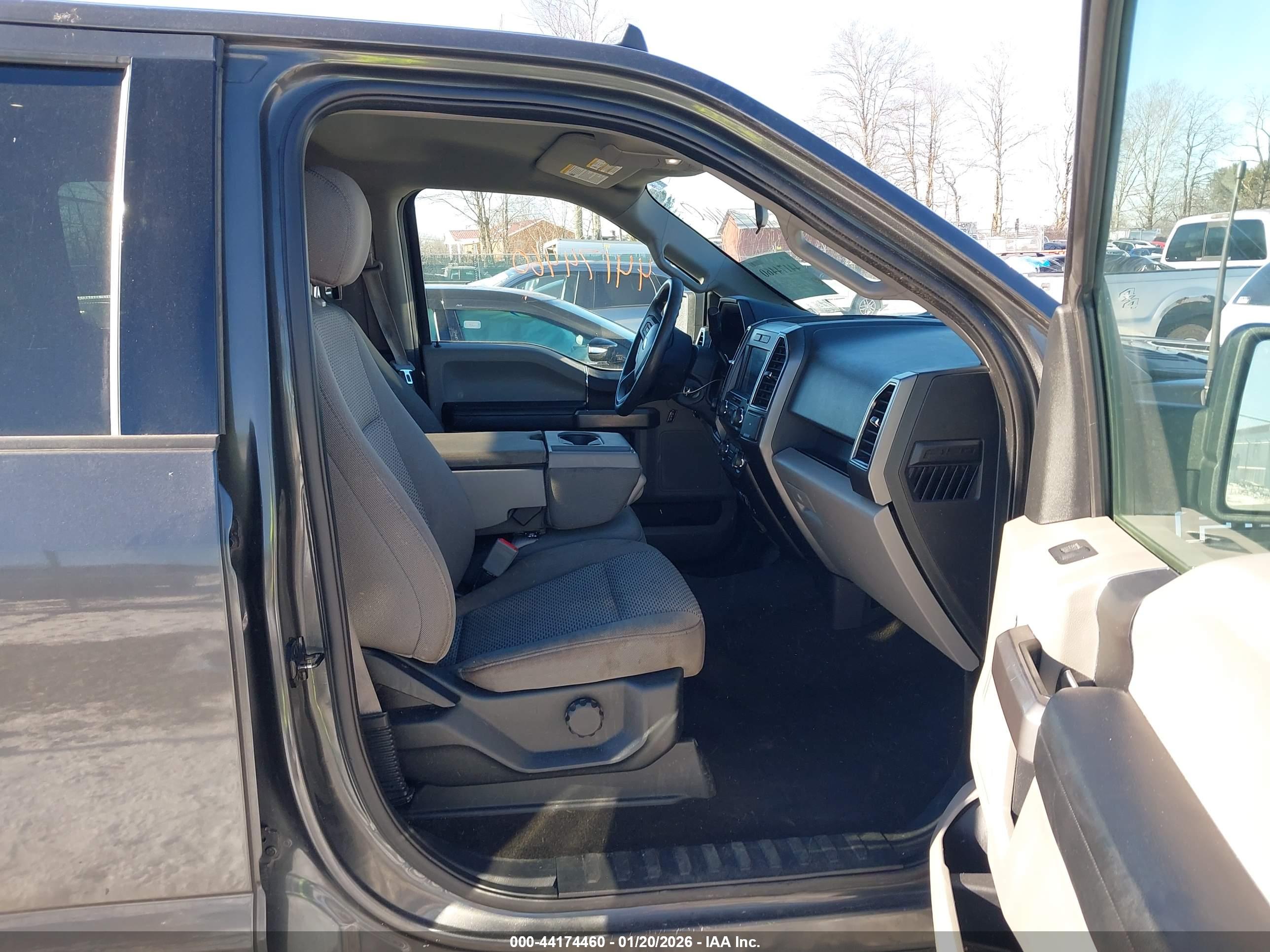FORD F-150 image 5