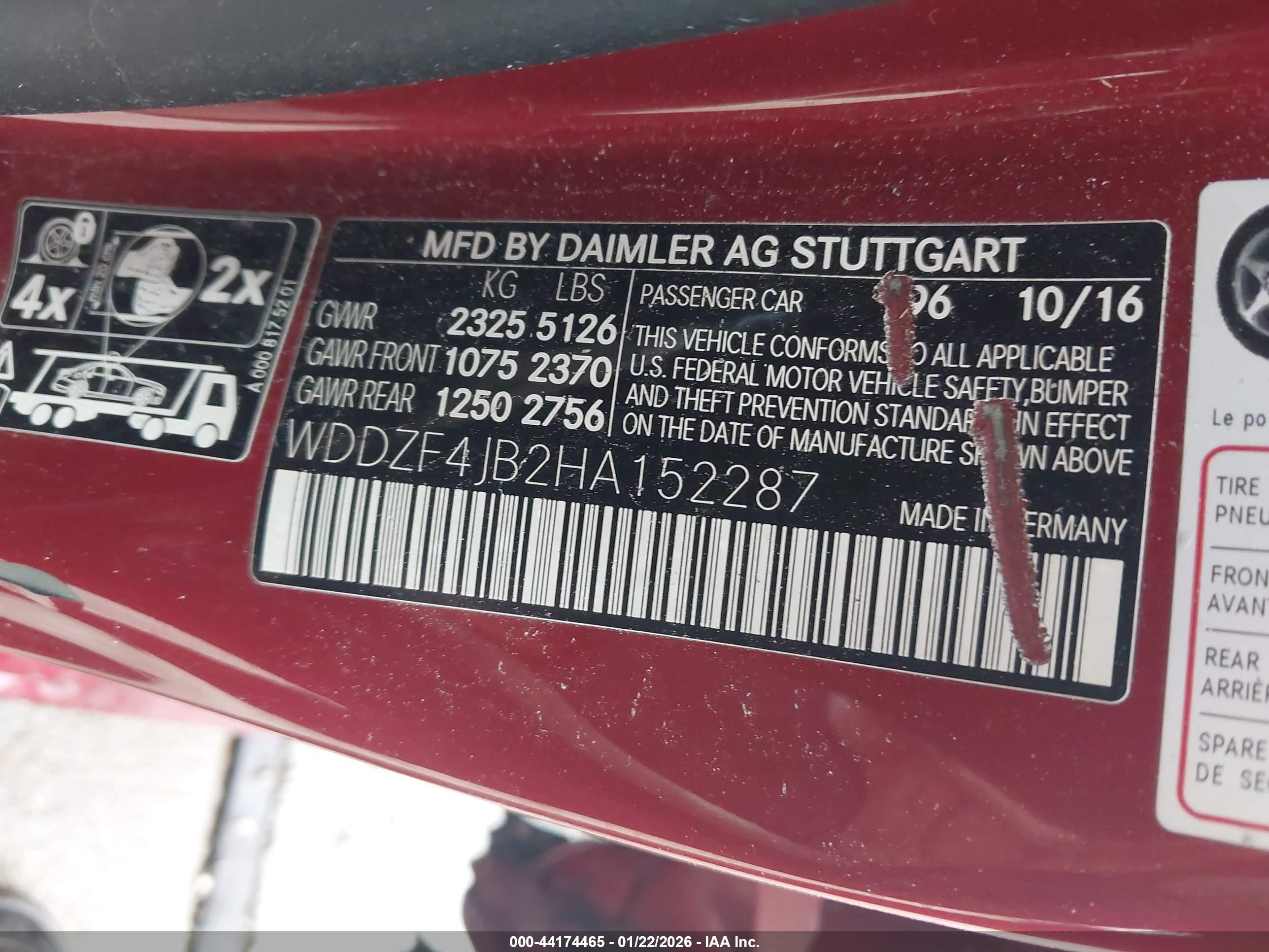 MERCEDES-BENZ E image 9
