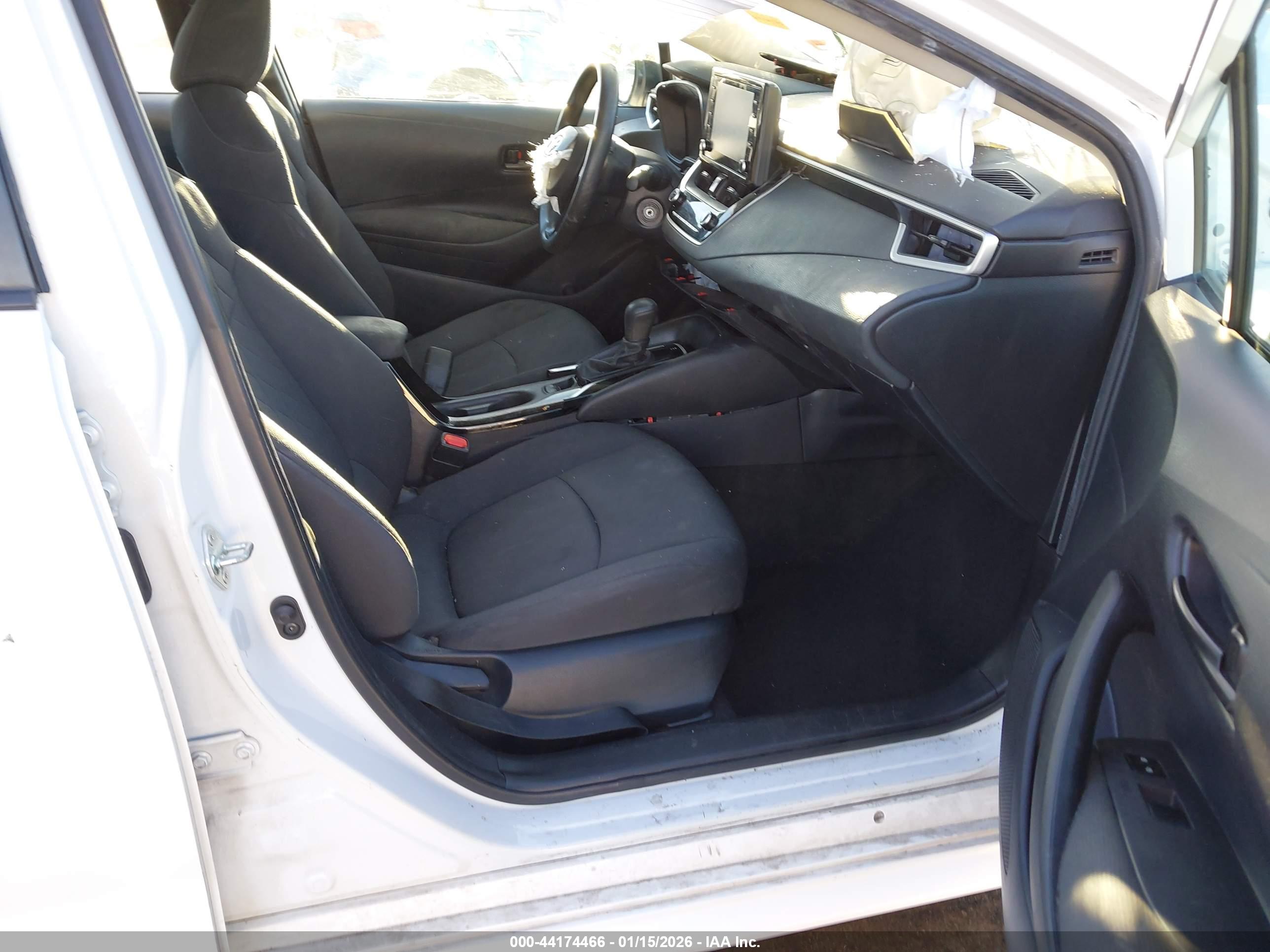 TOYOTA COROLLA image 5
