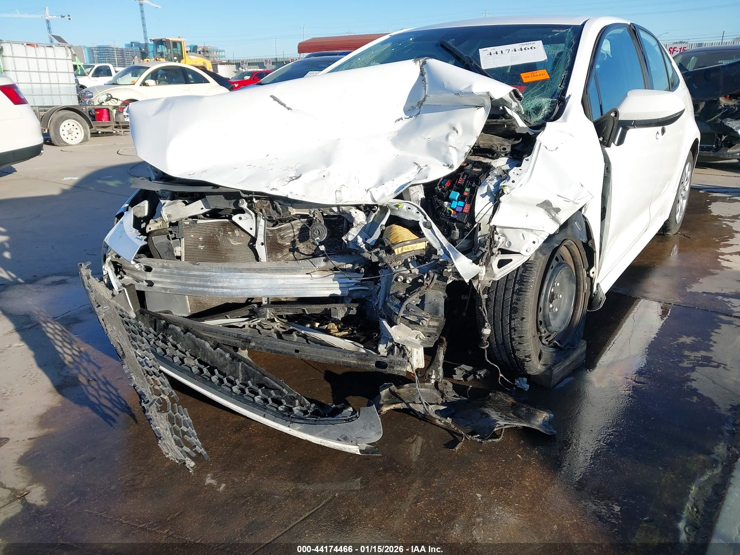 TOYOTA COROLLA image 6