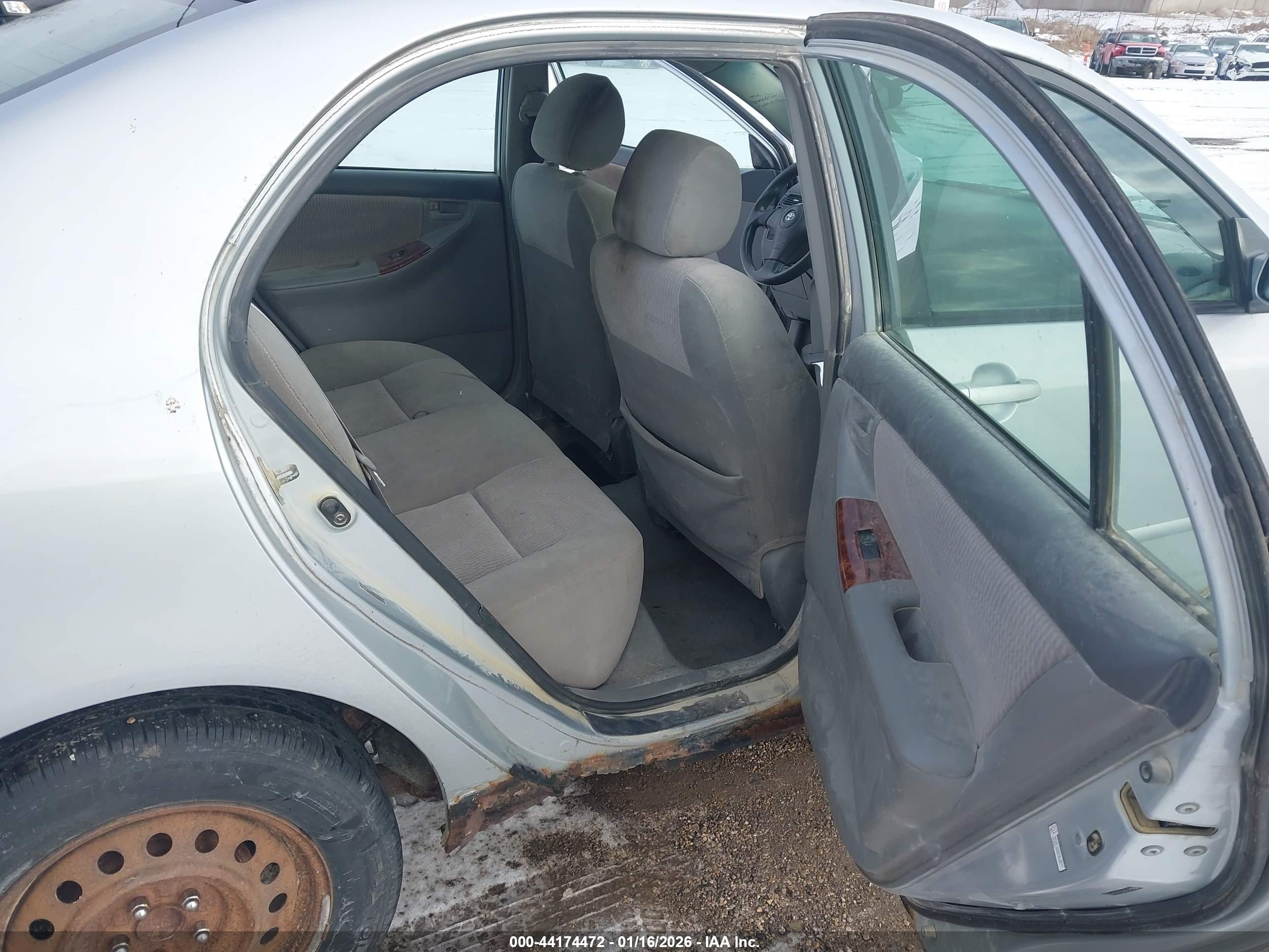 TOYOTA COROLLA image 8