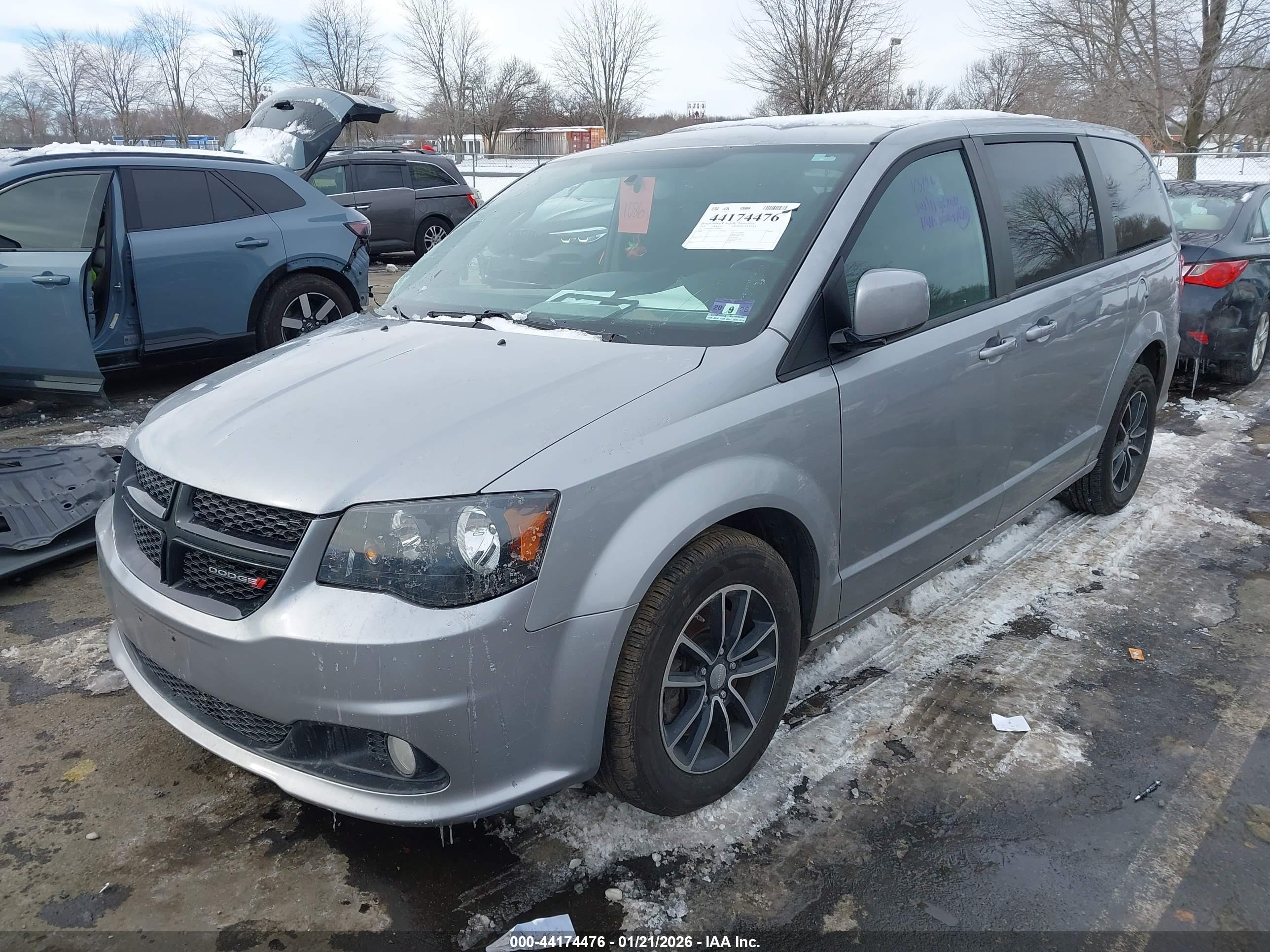 DODGE GRAND image 2