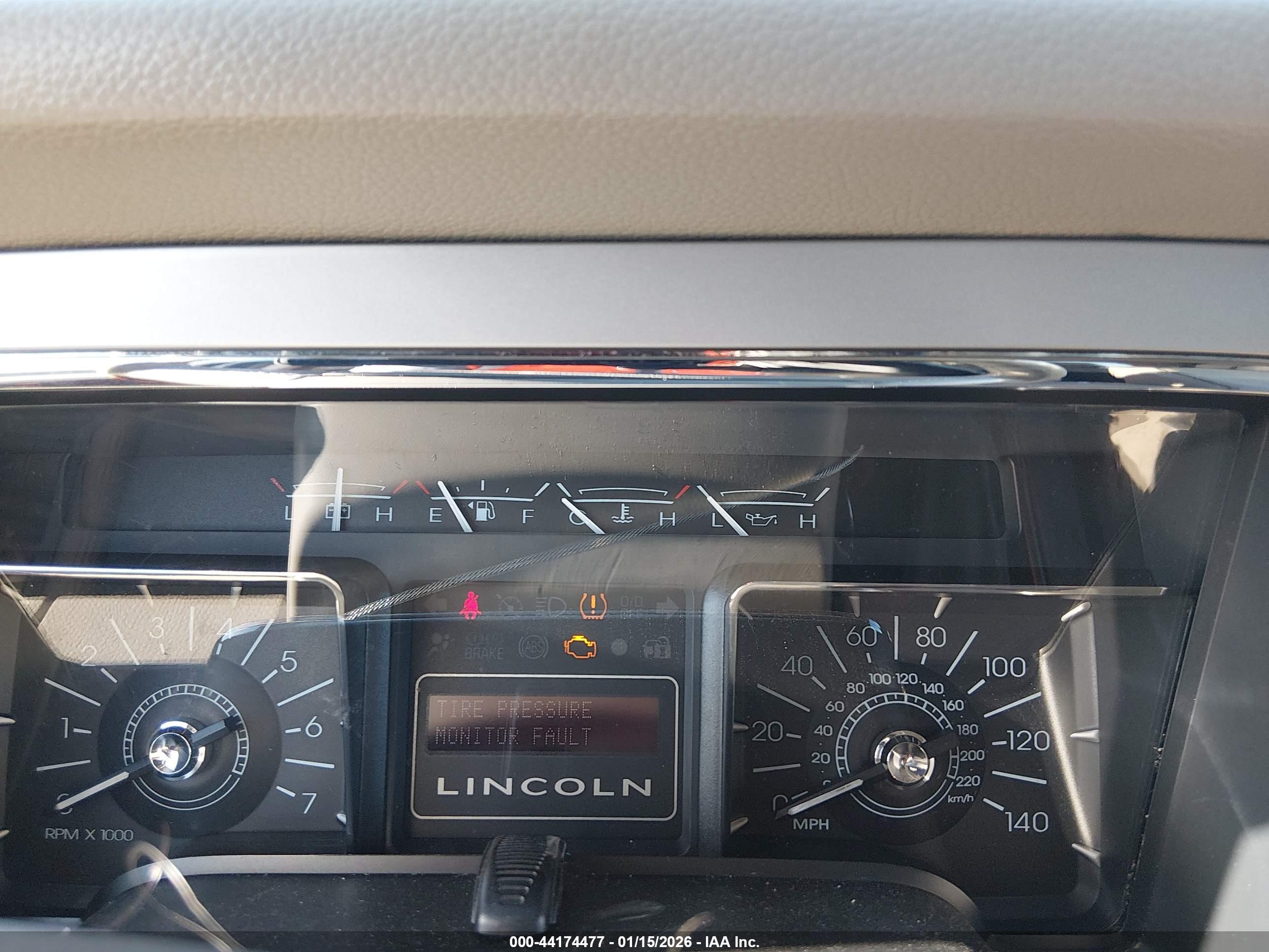 LINCOLN NAVIGATOR image 7