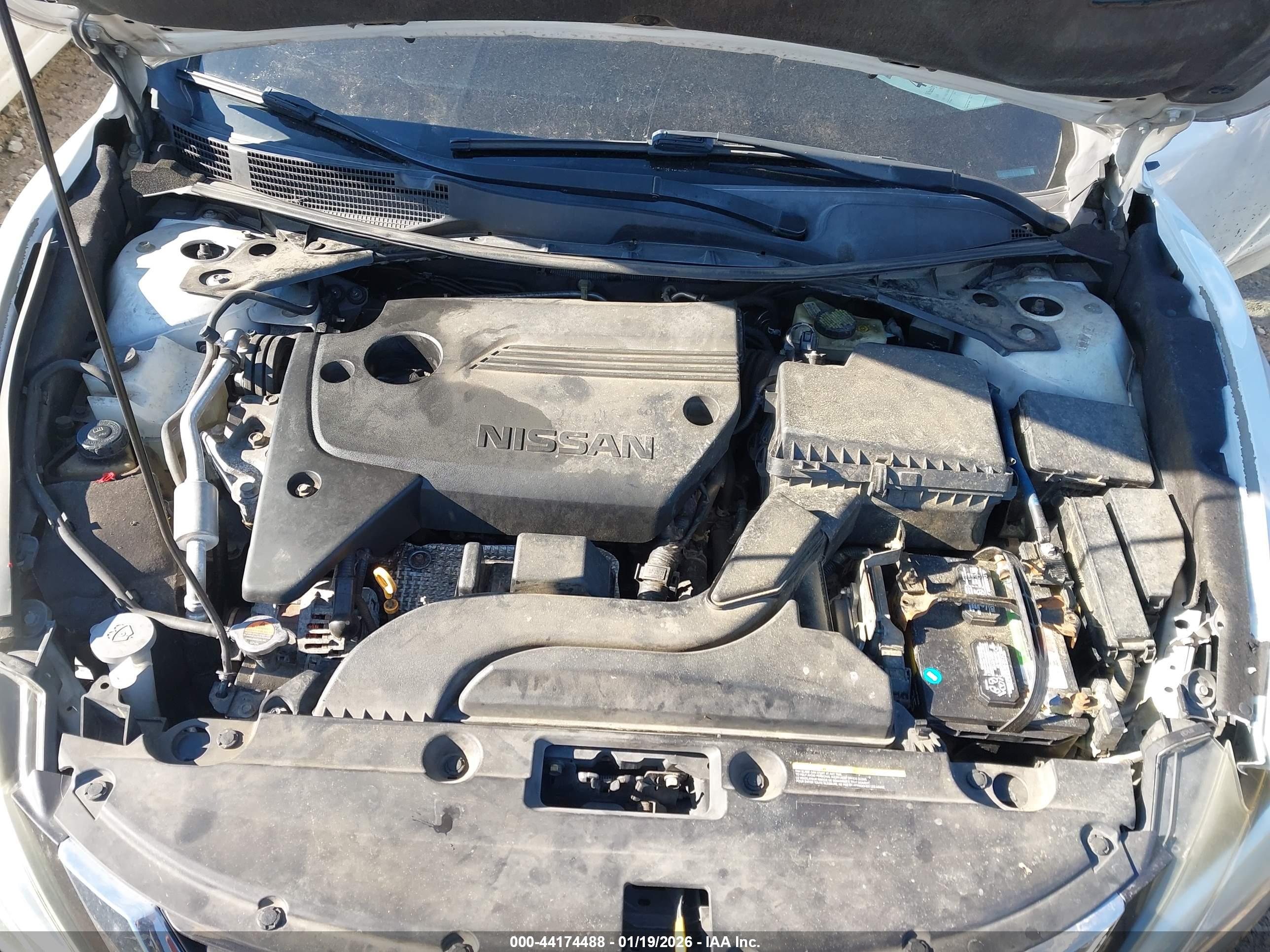 NISSAN ALTIMA image 10