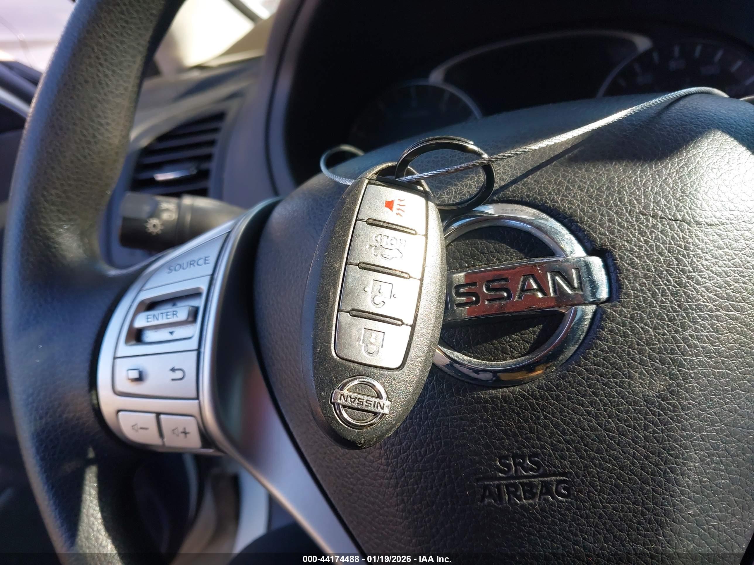 NISSAN ALTIMA image 11