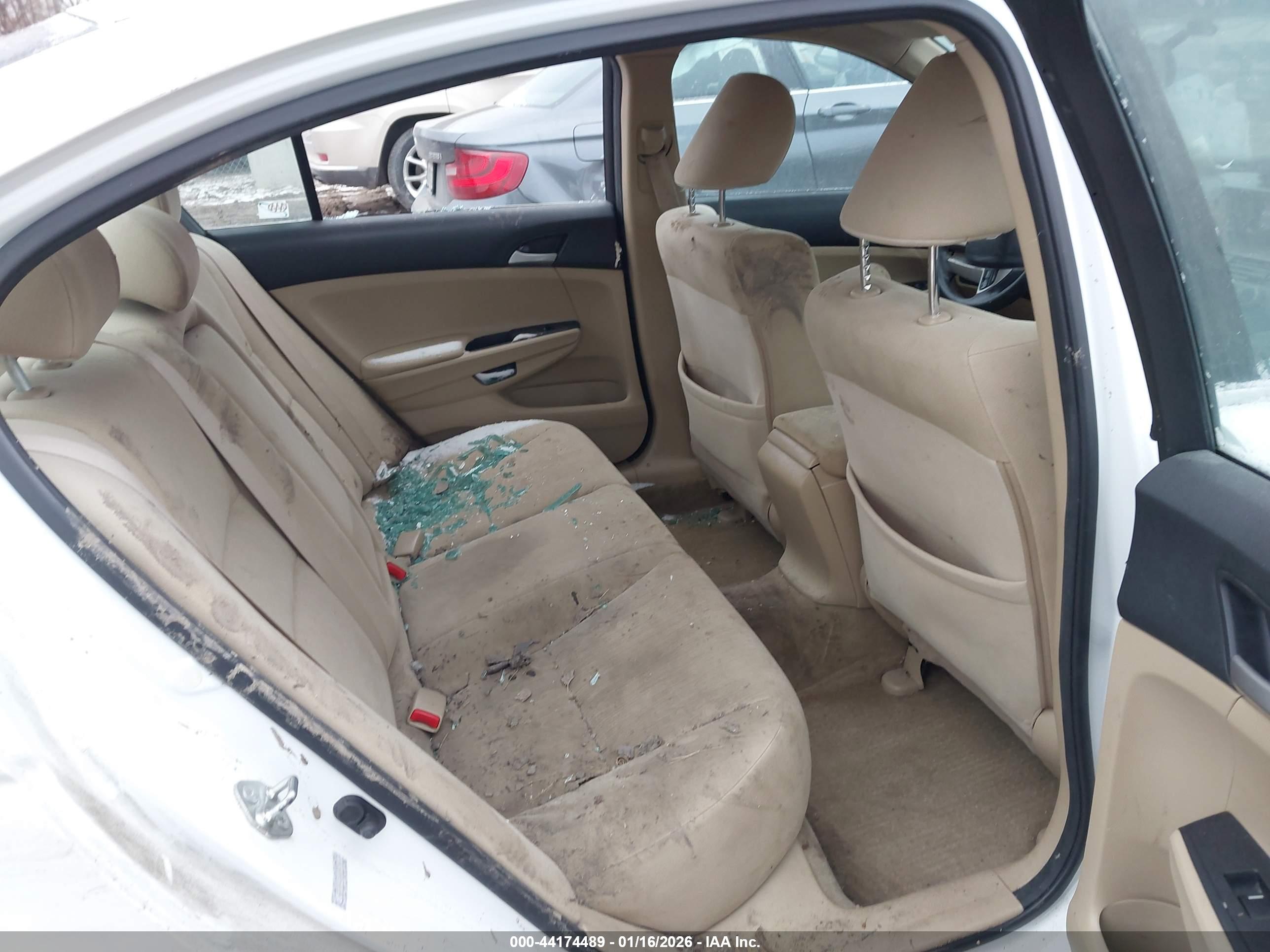 HONDA ACCORD image 8