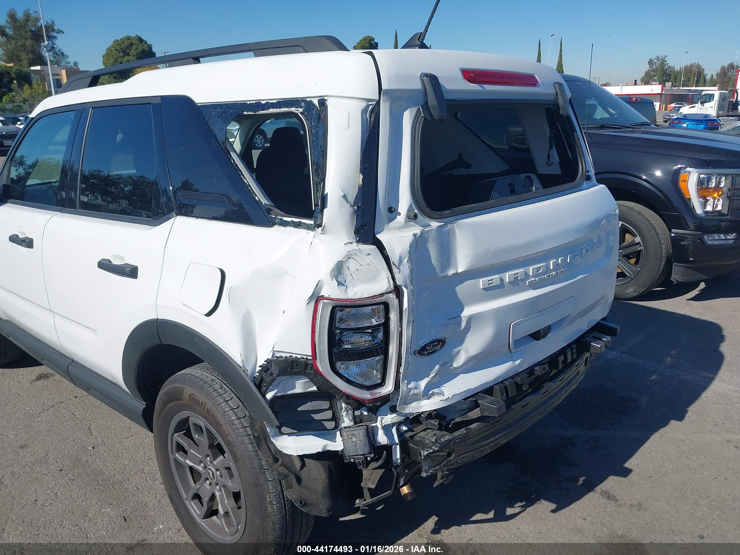 FORD BRONCO image 6