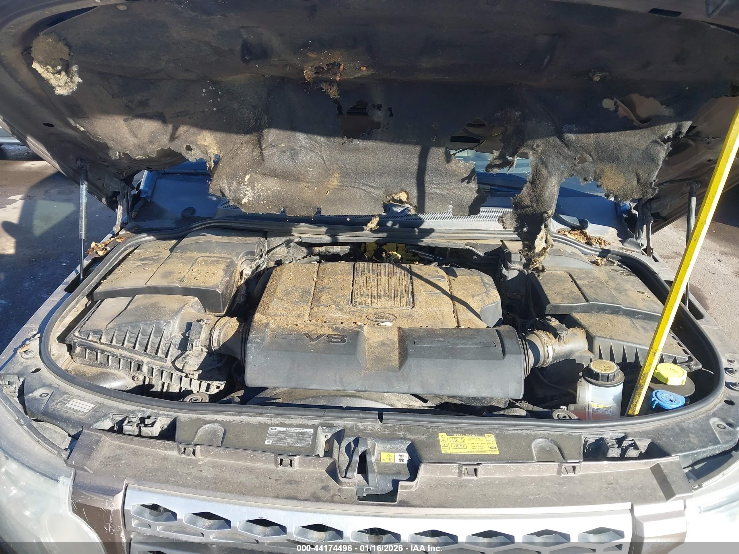 LAND ROVER image 10