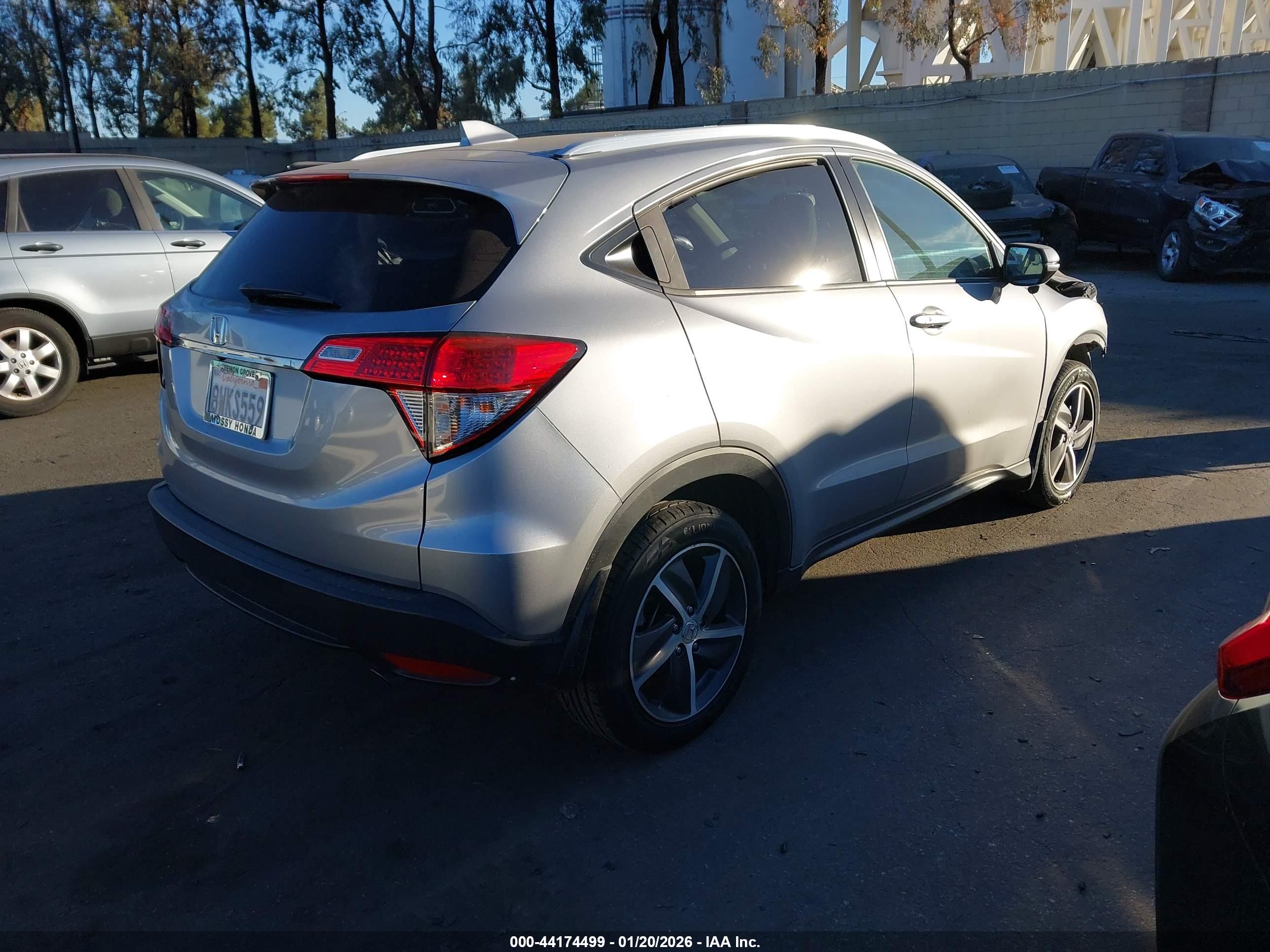 HONDA HR-V image 4