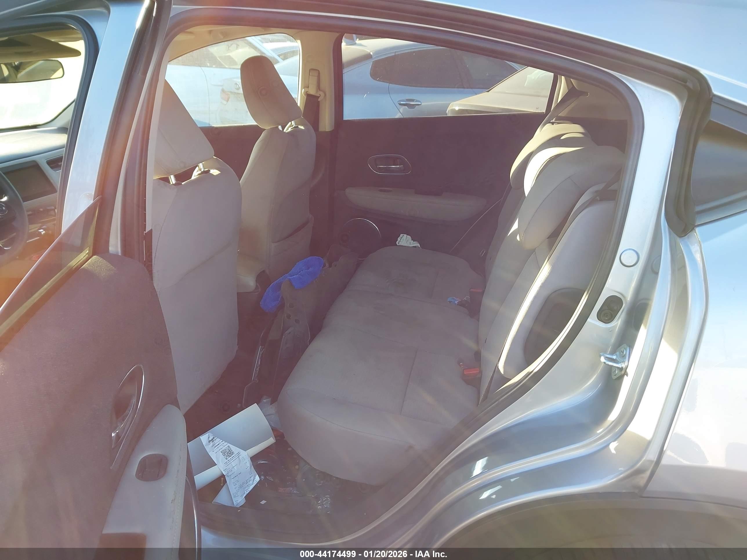 HONDA HR-V image 8
