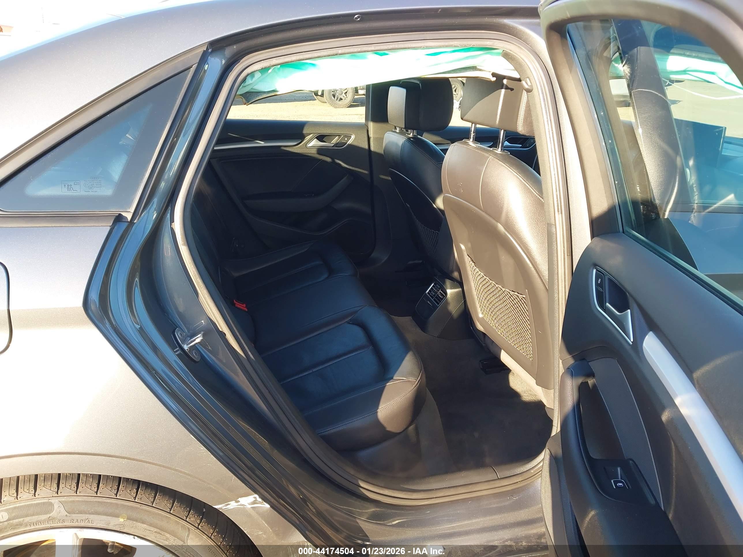 AUDI A3 image 8