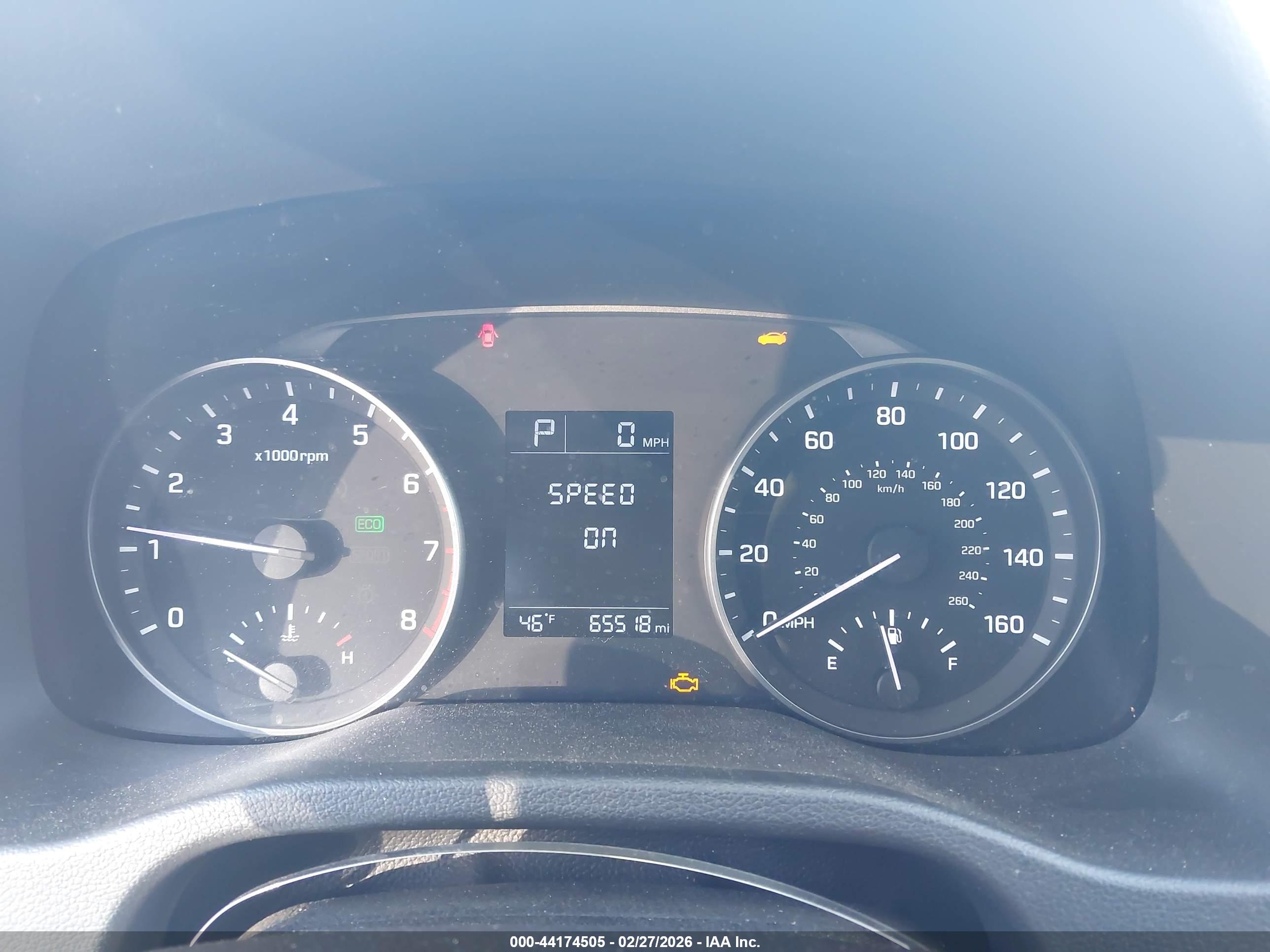 HYUNDAI ELANTRA image 7