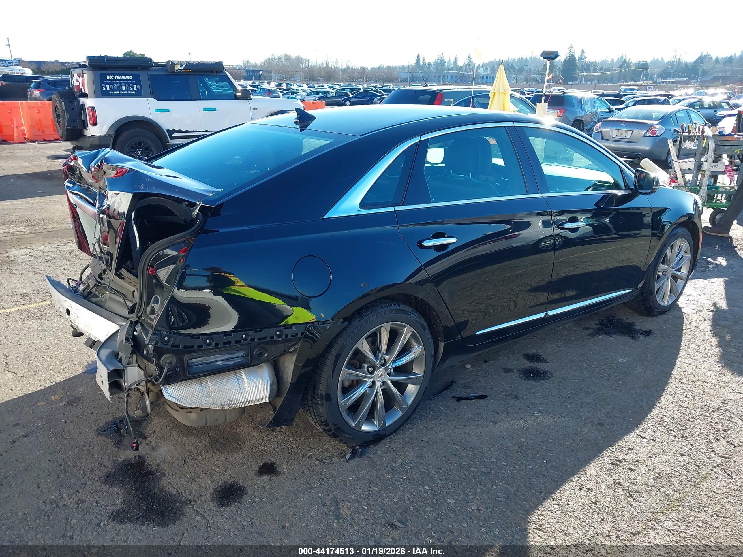 CADILLAC XTS image 4