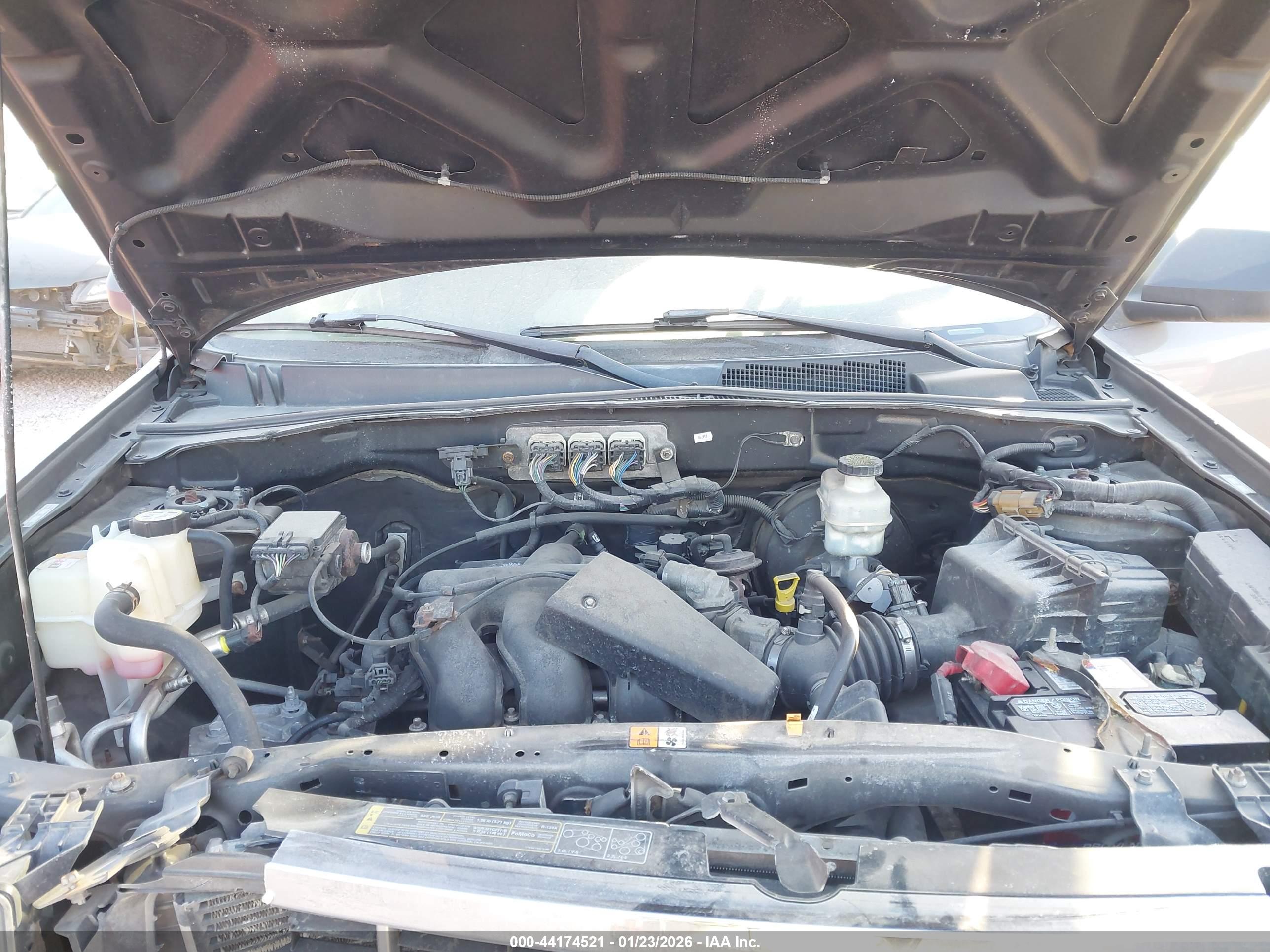FORD ESCAPE image 10