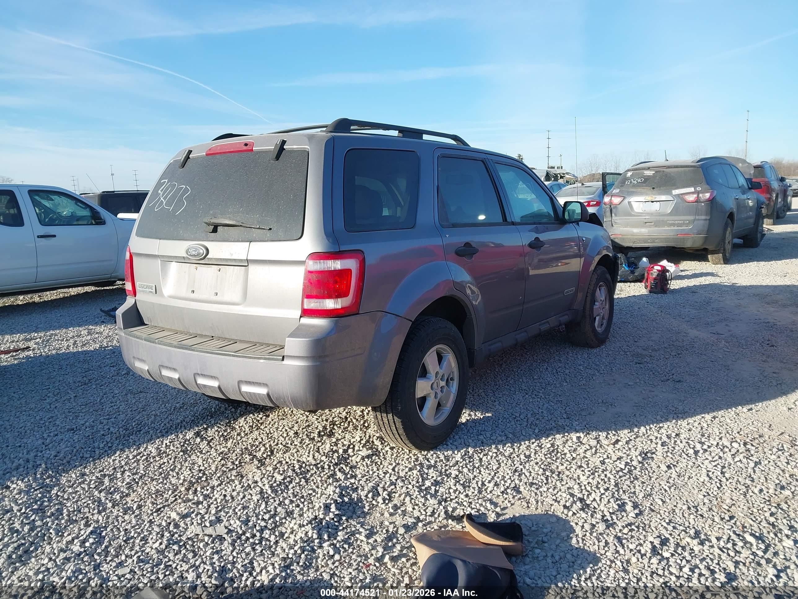 FORD ESCAPE image 4
